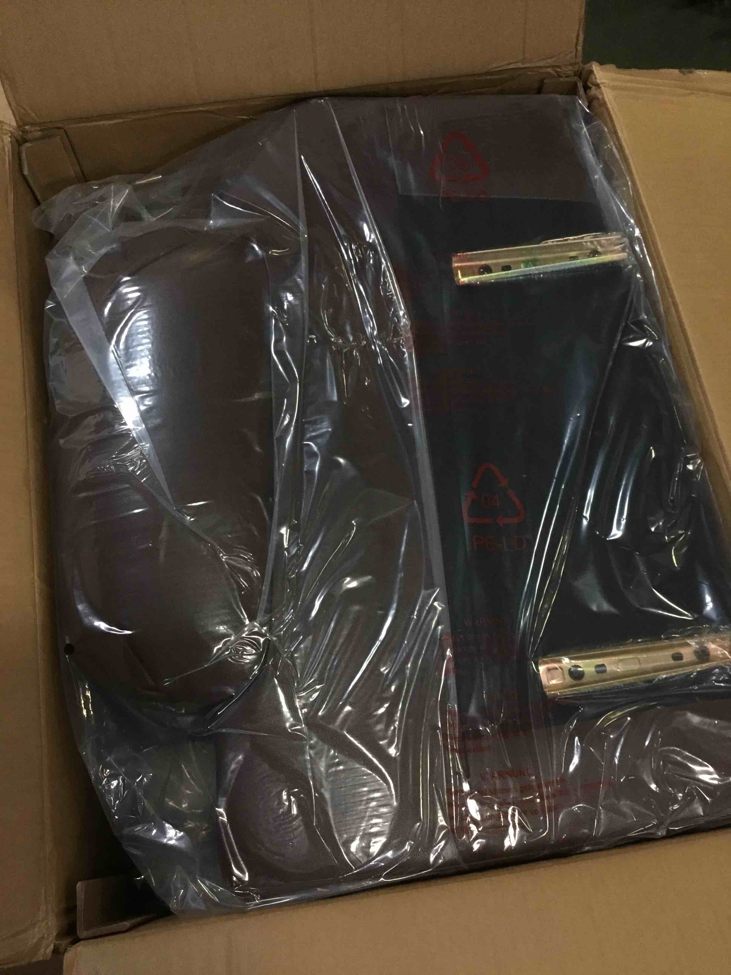 https://s3.amazonaws.com/lotting-images-prod/bidfta/RED5005716_1688050812945.jpeg