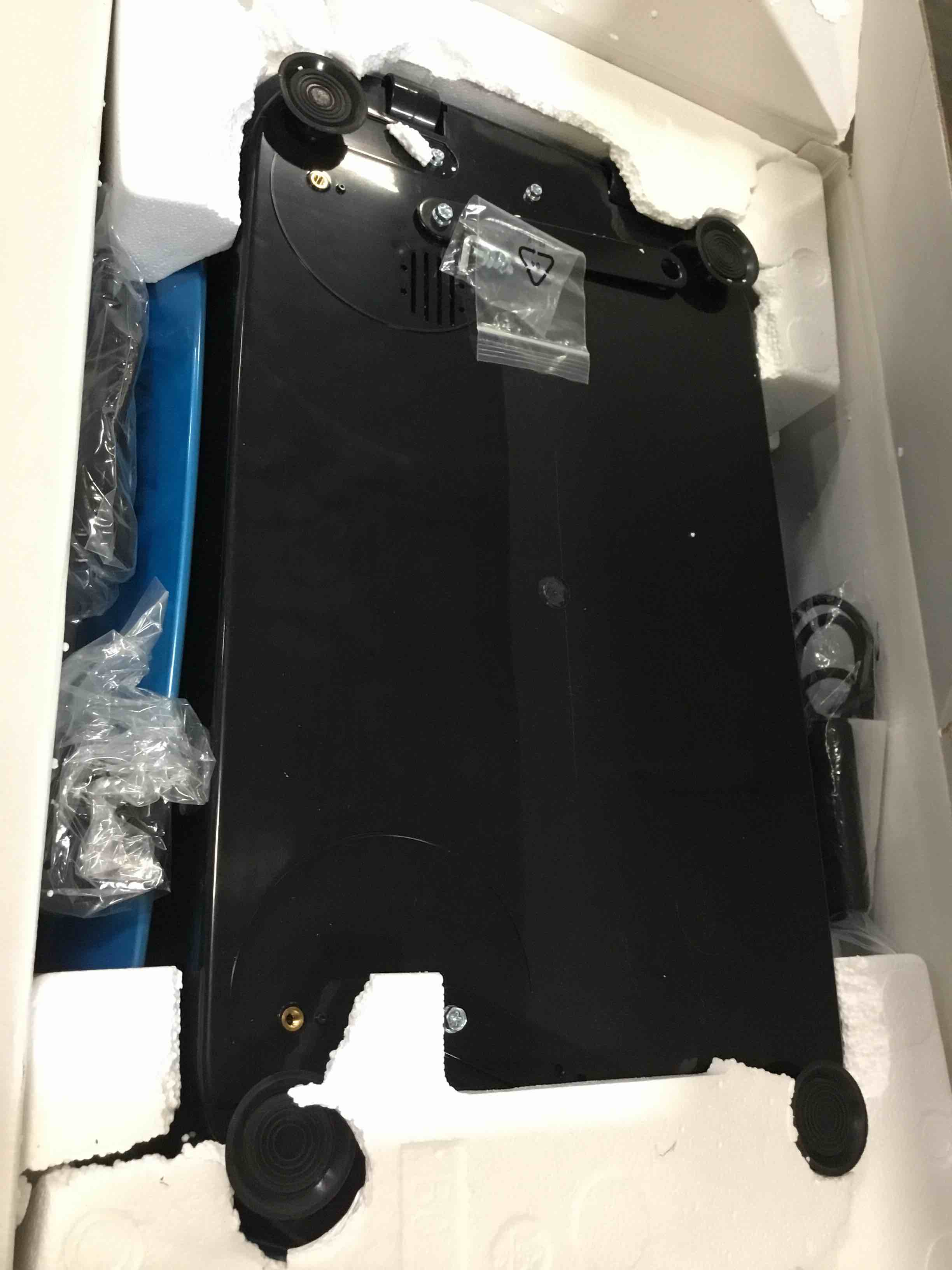 https://s3.amazonaws.com/lotting-images-prod/bidfta/RED5005754_1688058898025.jpeg