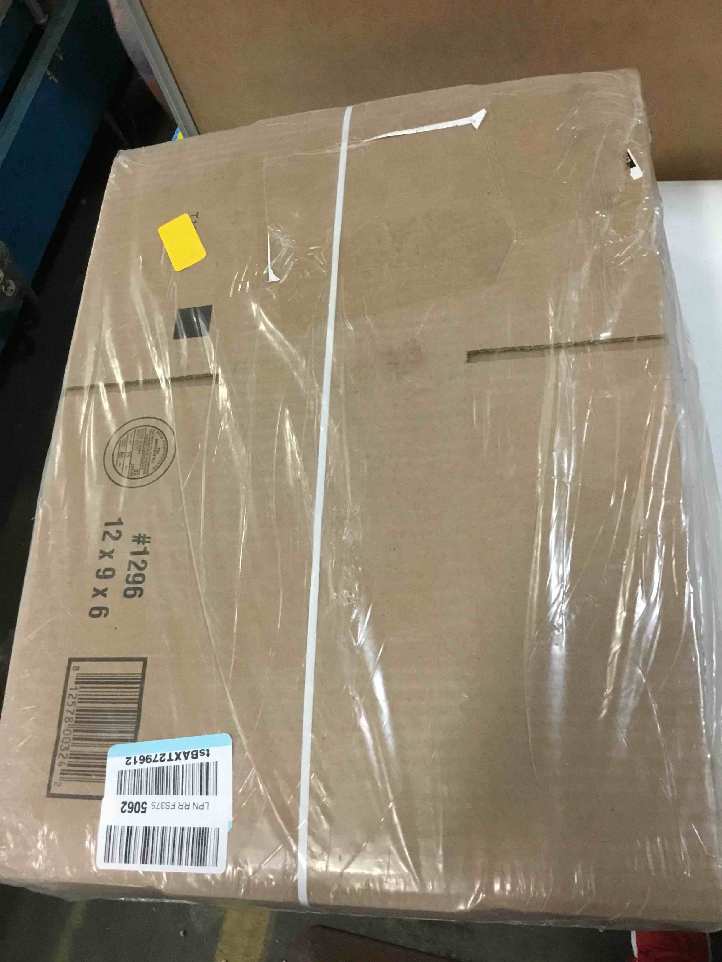https://s3.amazonaws.com/lotting-images-prod/bidfta/RED5005795_1688067670175.jpeg