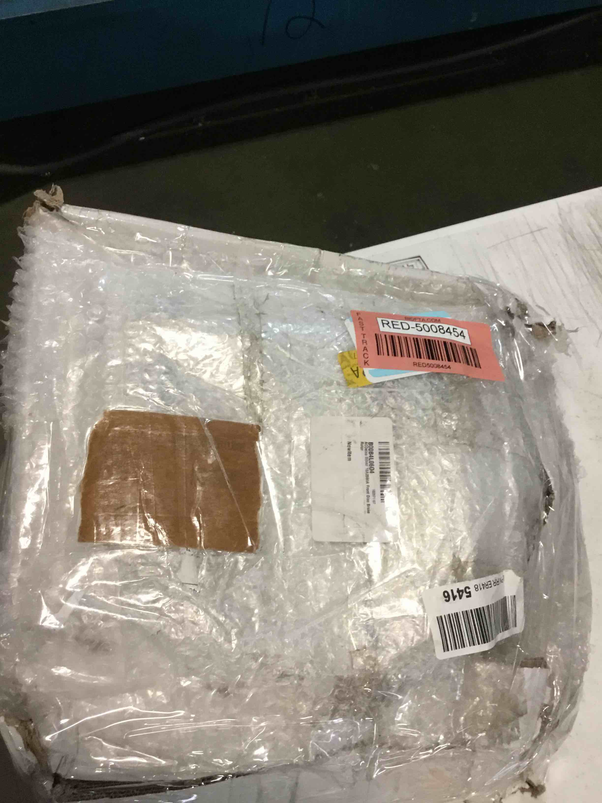 https://s3.amazonaws.com/lotting-images-prod/bidfta/RED5008454_1687950910676.jpeg