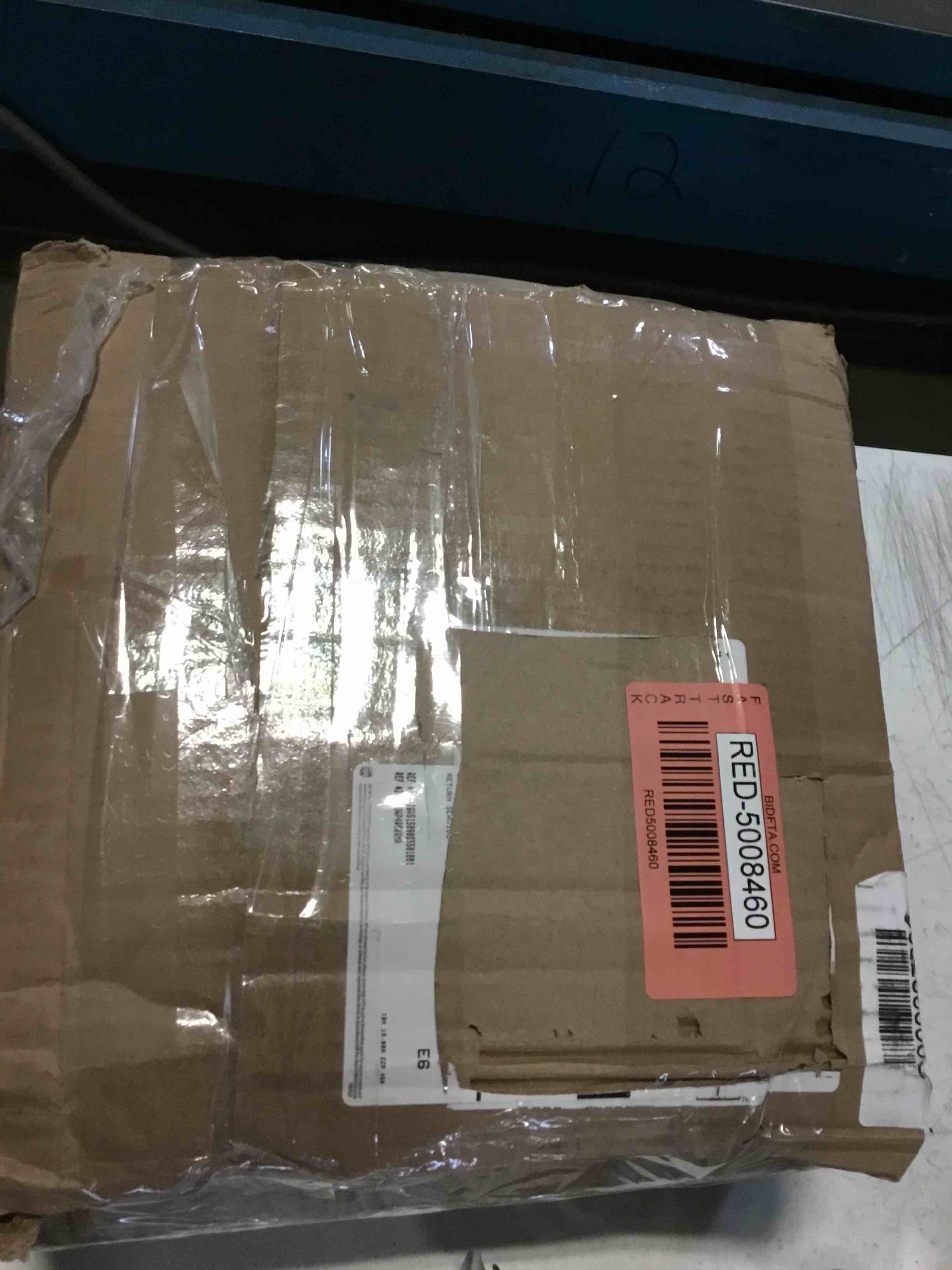 https://s3.amazonaws.com/lotting-images-prod/bidfta/RED5008460_1687951561718.jpeg