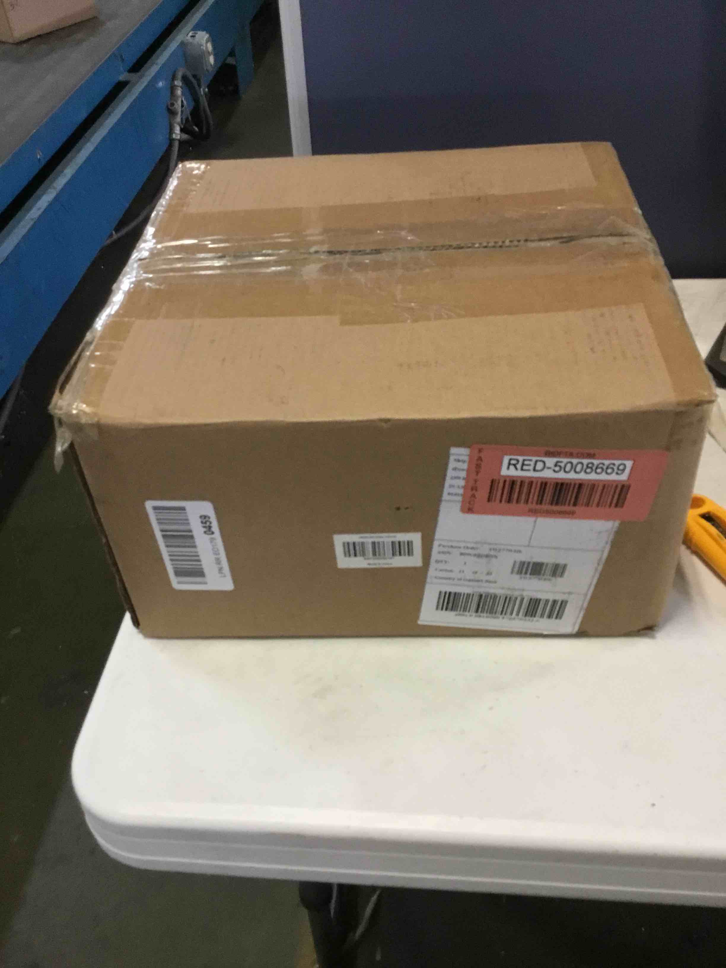https://s3.amazonaws.com/lotting-images-prod/bidfta/RED5008669_1687975658562.jpeg