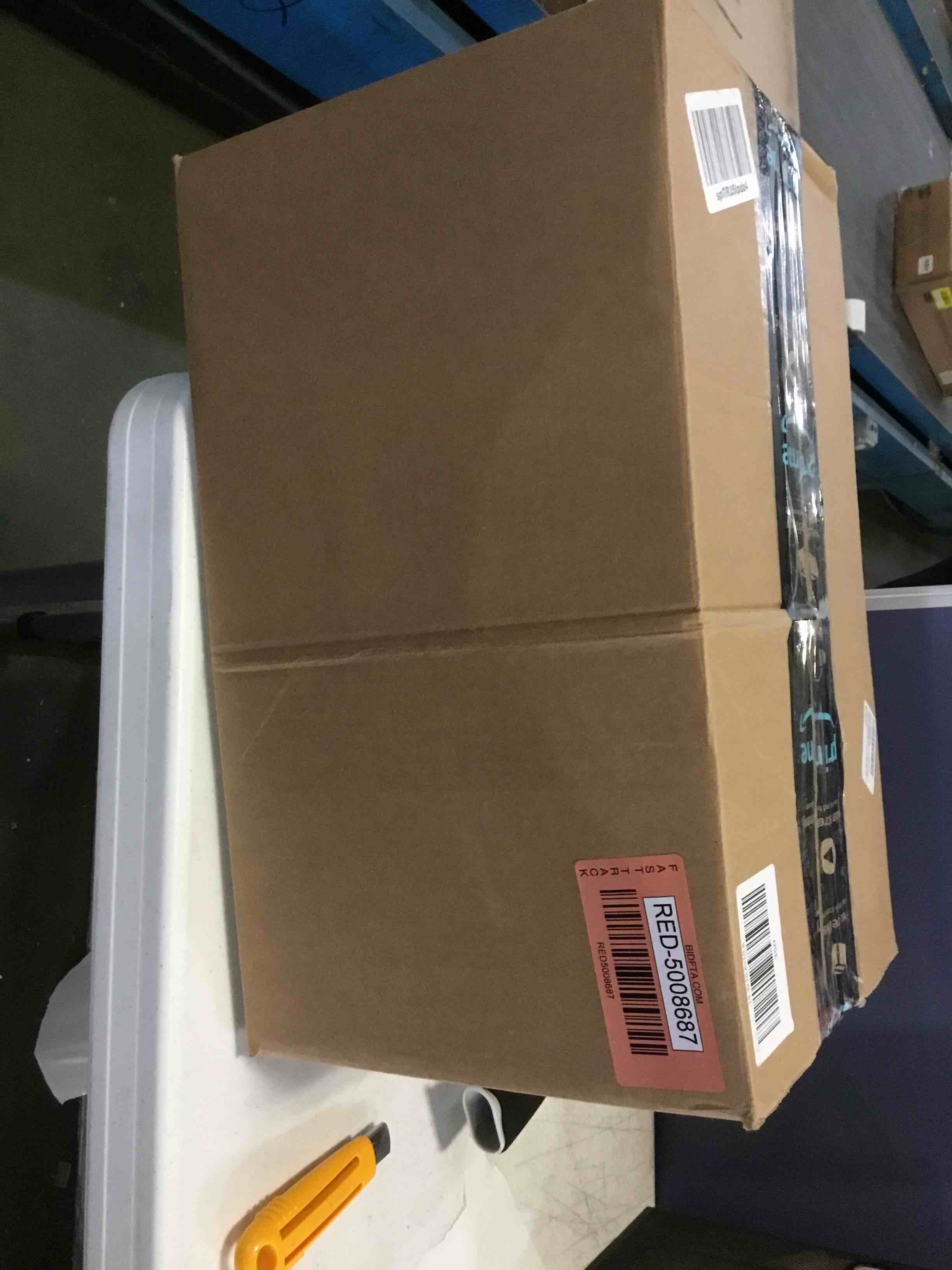 https://s3.amazonaws.com/lotting-images-prod/bidfta/RED5008687_1687977296807.jpeg