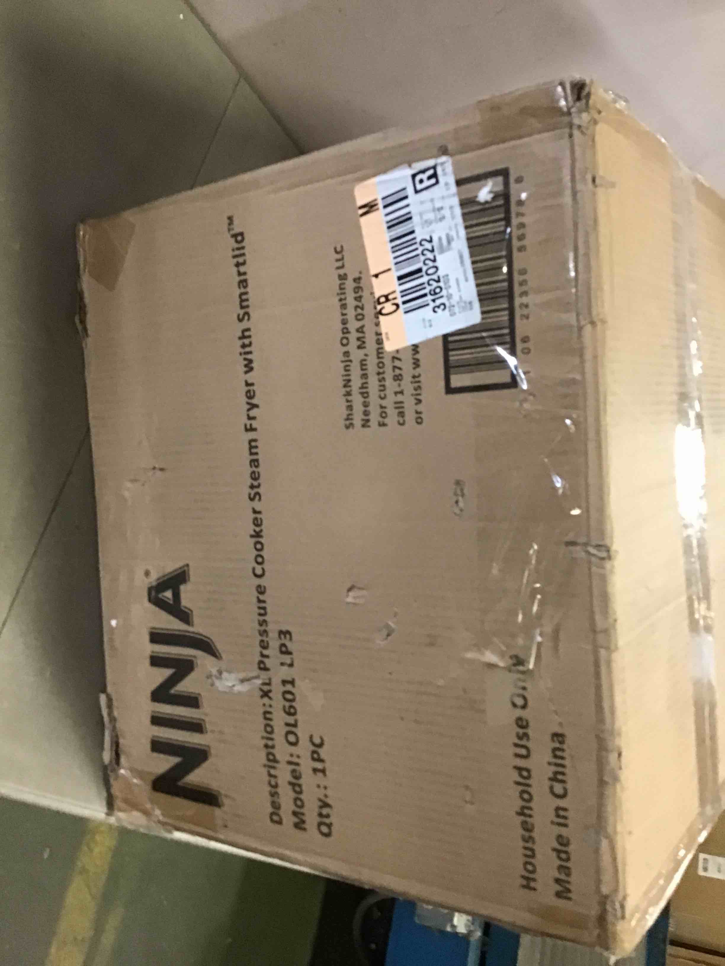 https://s3.amazonaws.com/lotting-images-prod/bidfta/RED5012110_1695227219087.jpeg