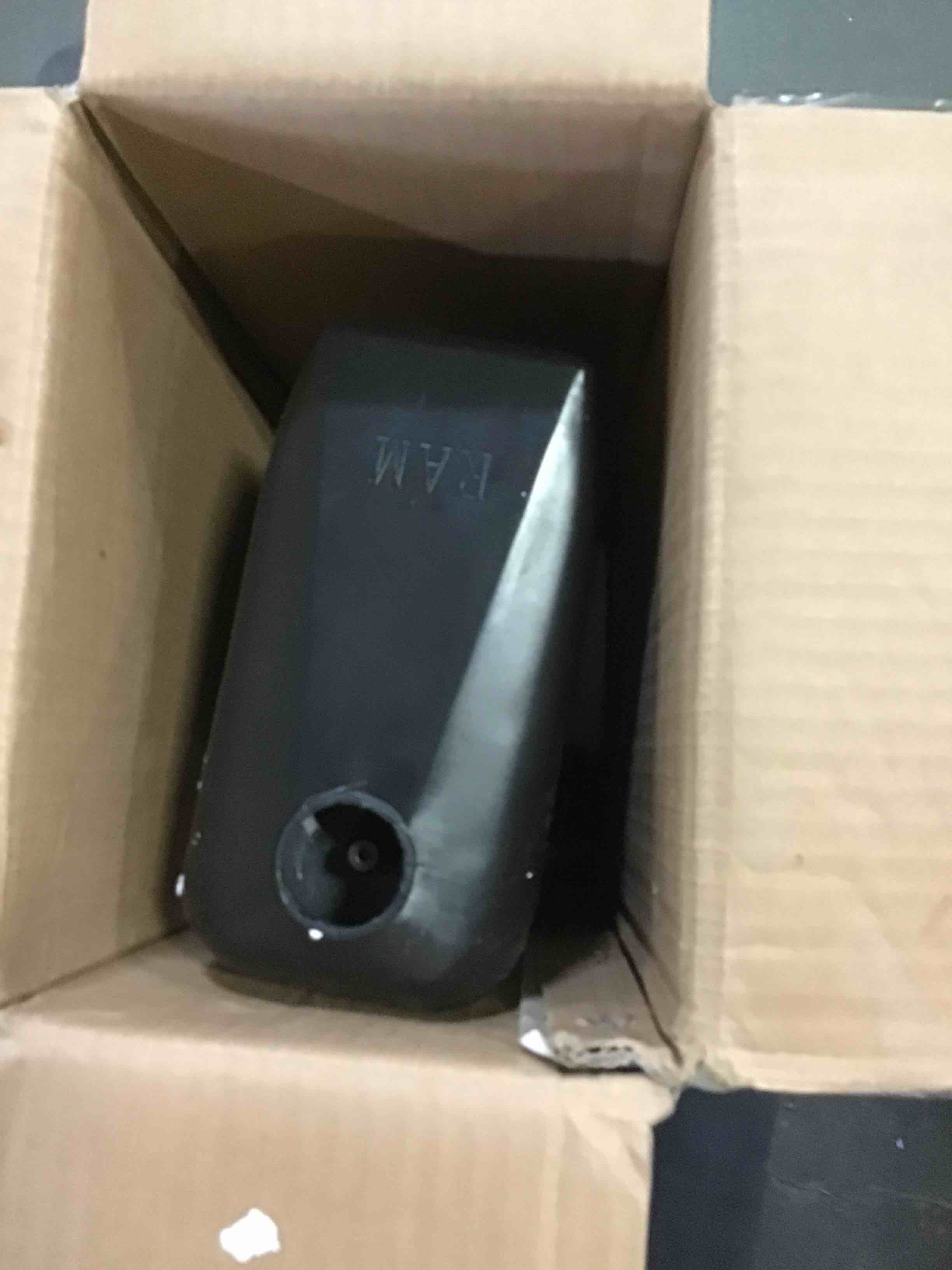 https://s3.amazonaws.com/lotting-images-prod/bidfta/RED5012251_1695307024029.jpeg
