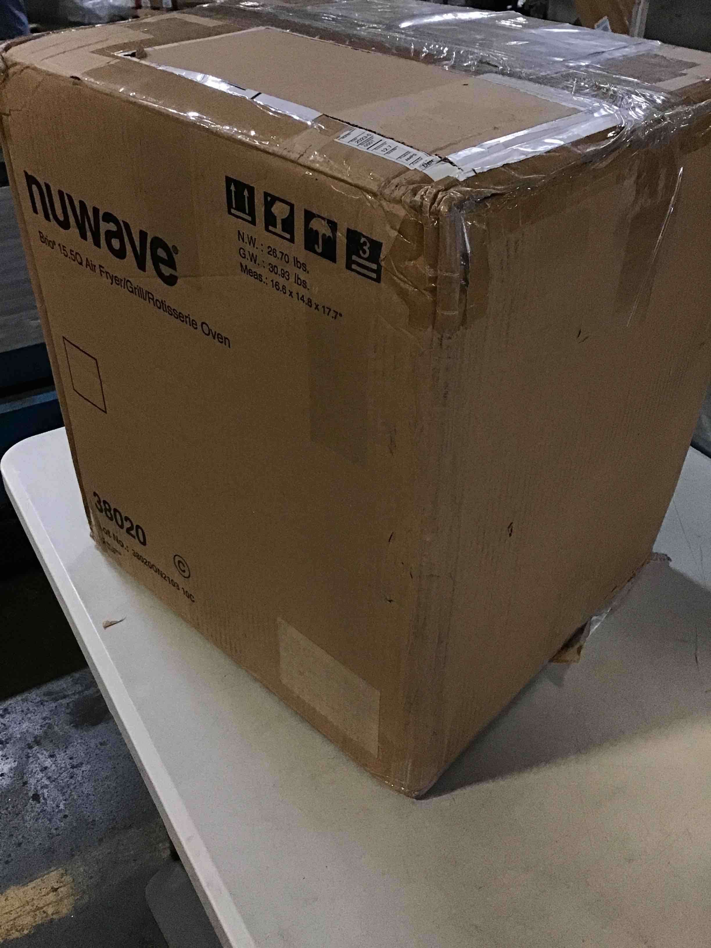 https://s3.amazonaws.com/lotting-images-prod/bidfta/RED5012747_1695904976521.jpeg