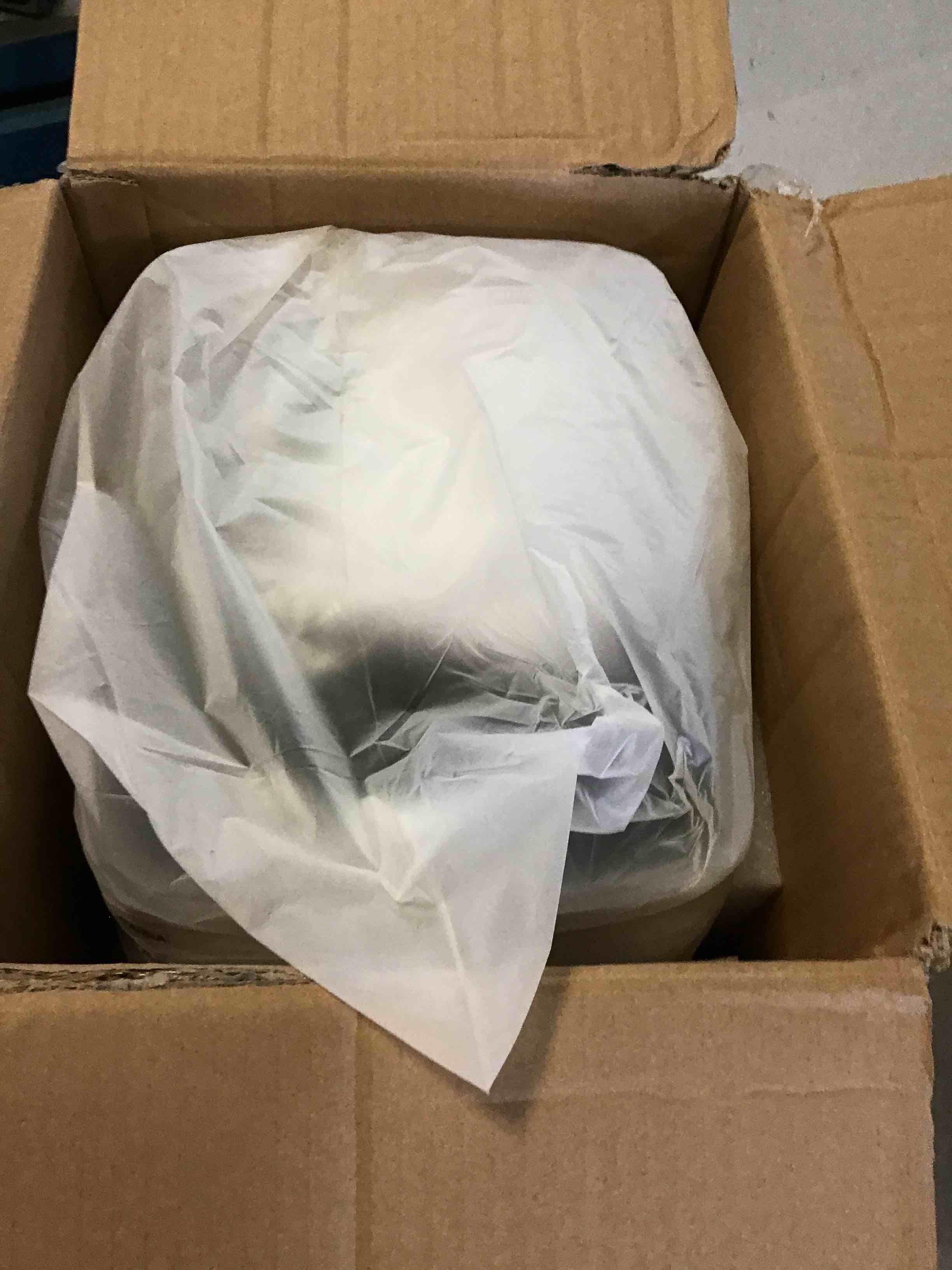https://s3.amazonaws.com/lotting-images-prod/bidfta/RED5013151_1696267823576.jpeg