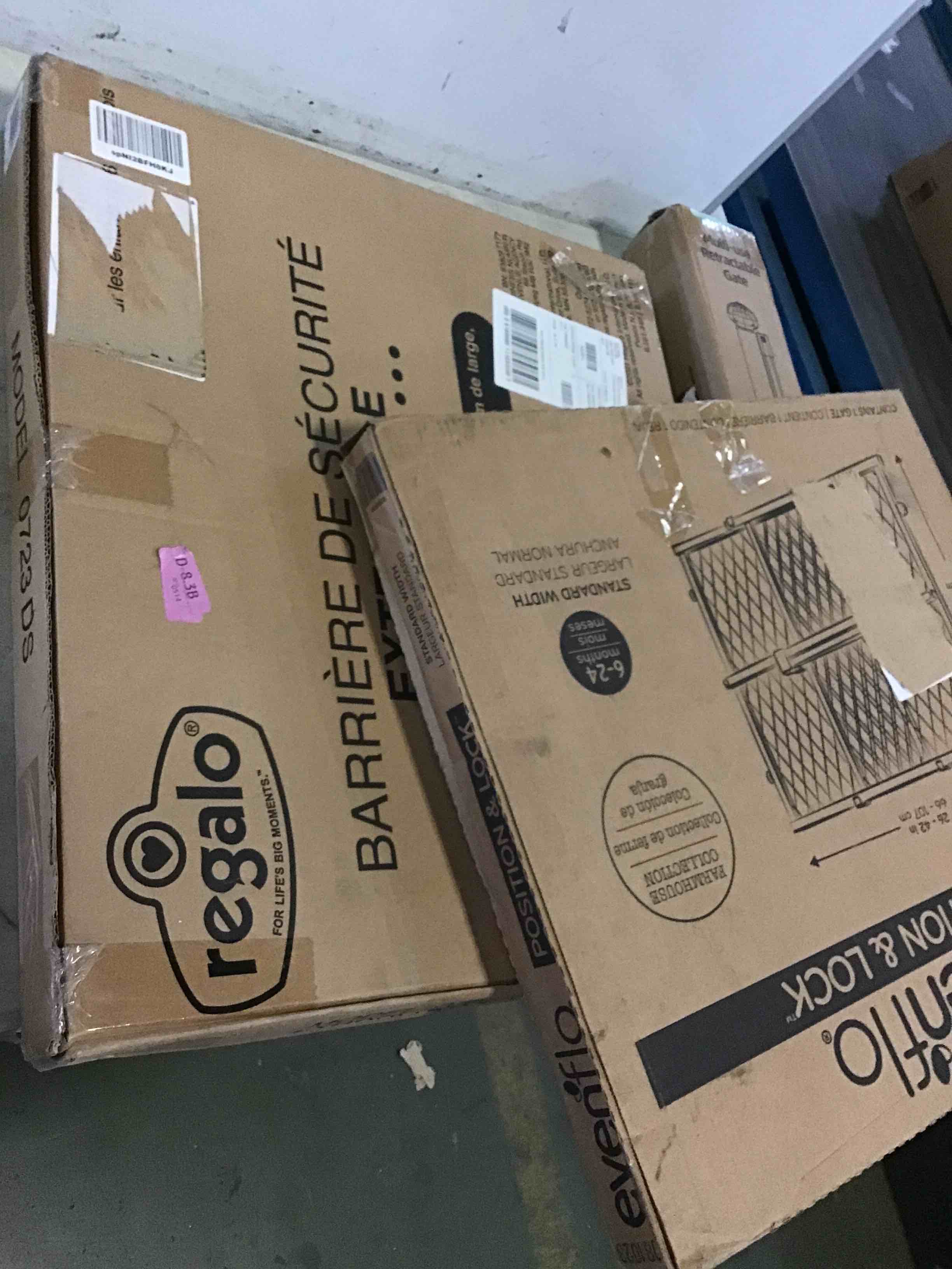 https://s3.amazonaws.com/lotting-images-prod/bidfta/RED5013350_1696354702188.jpeg