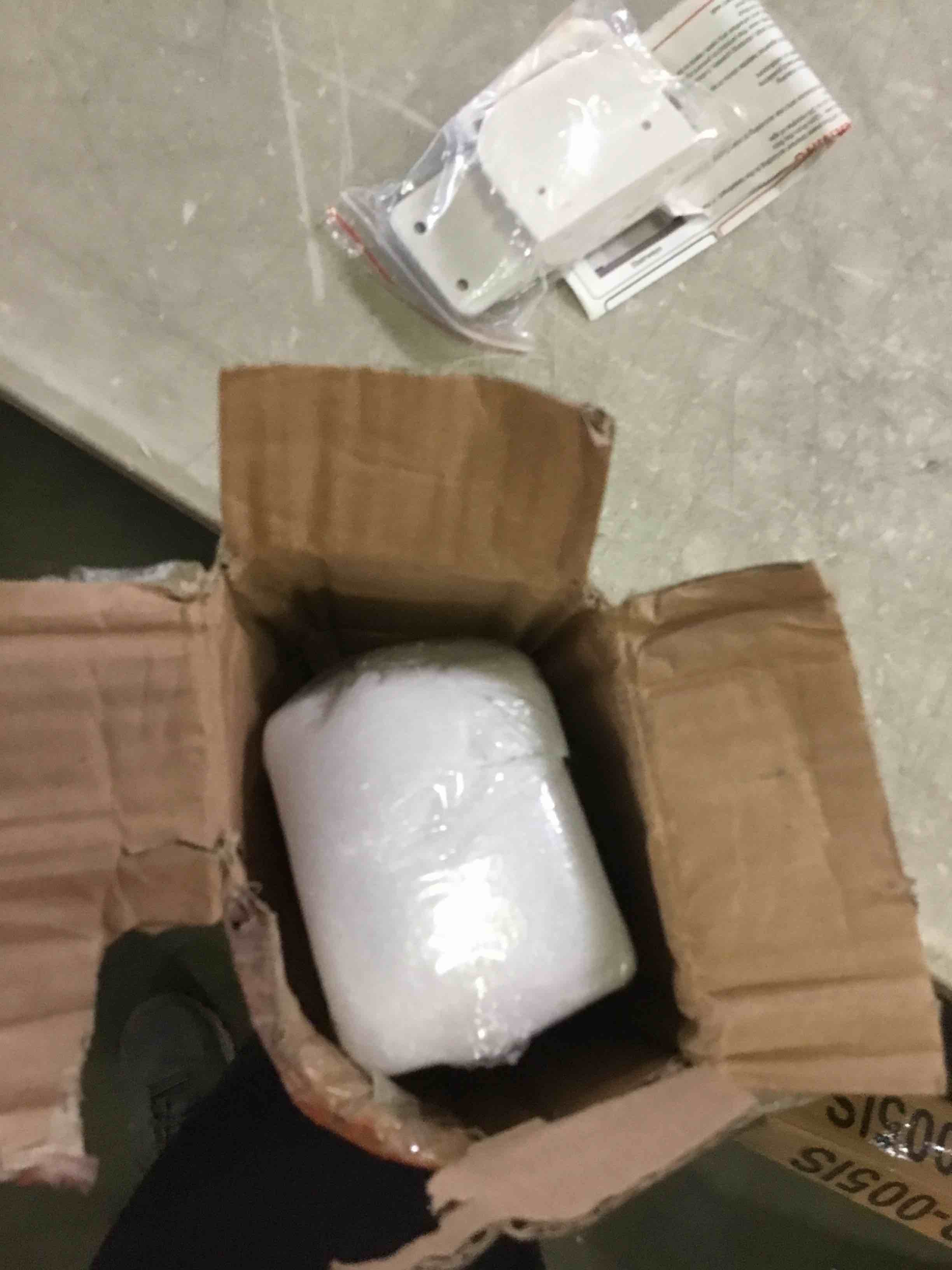 https://s3.amazonaws.com/lotting-images-prod/bidfta/RED5013854_1695307147726.jpeg
