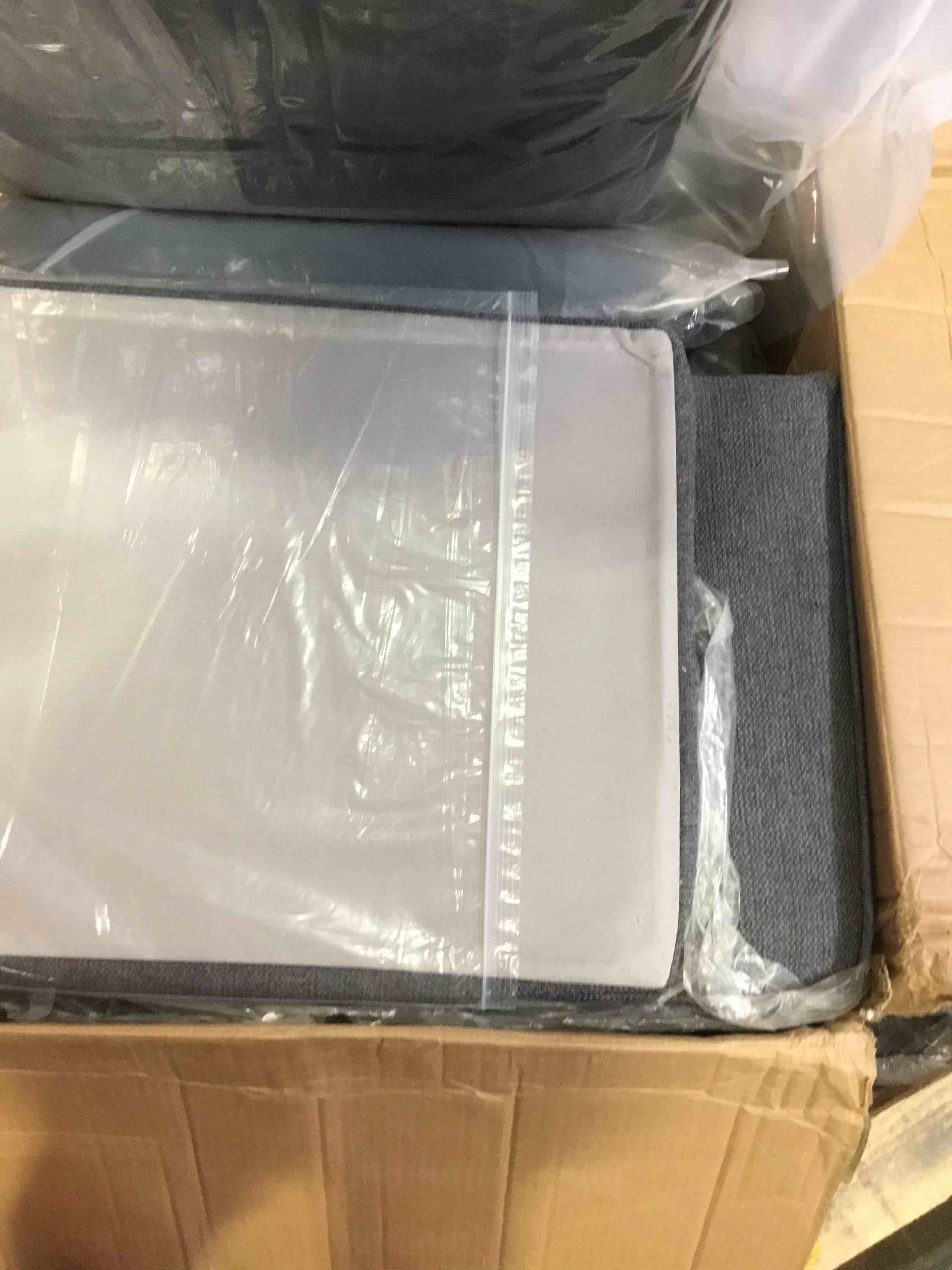 https://s3.amazonaws.com/lotting-images-prod/bidfta/RED5013930_1695320384555.jpeg