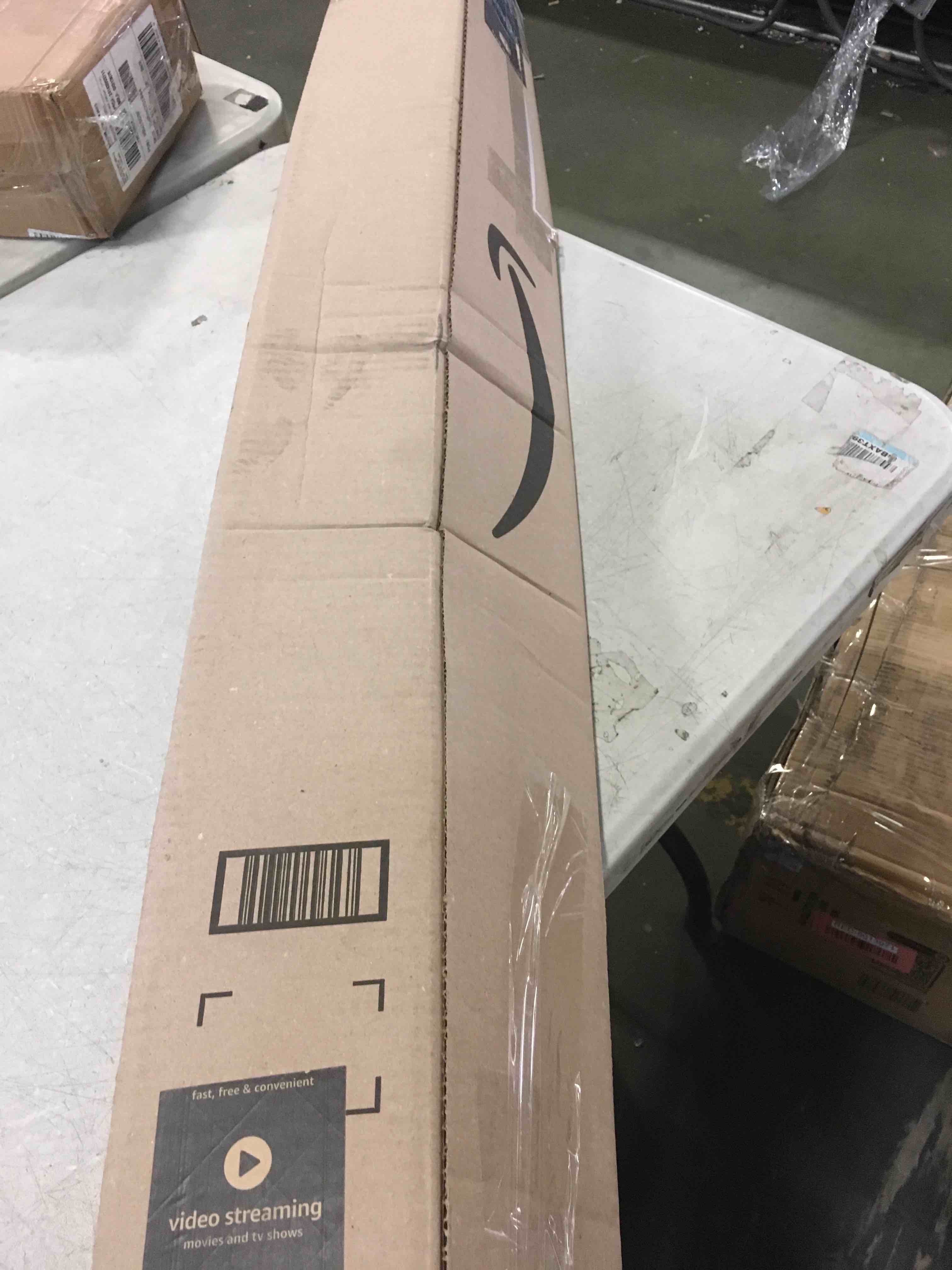https://s3.amazonaws.com/lotting-images-prod/bidfta/RED5013980_1695382165148.jpeg