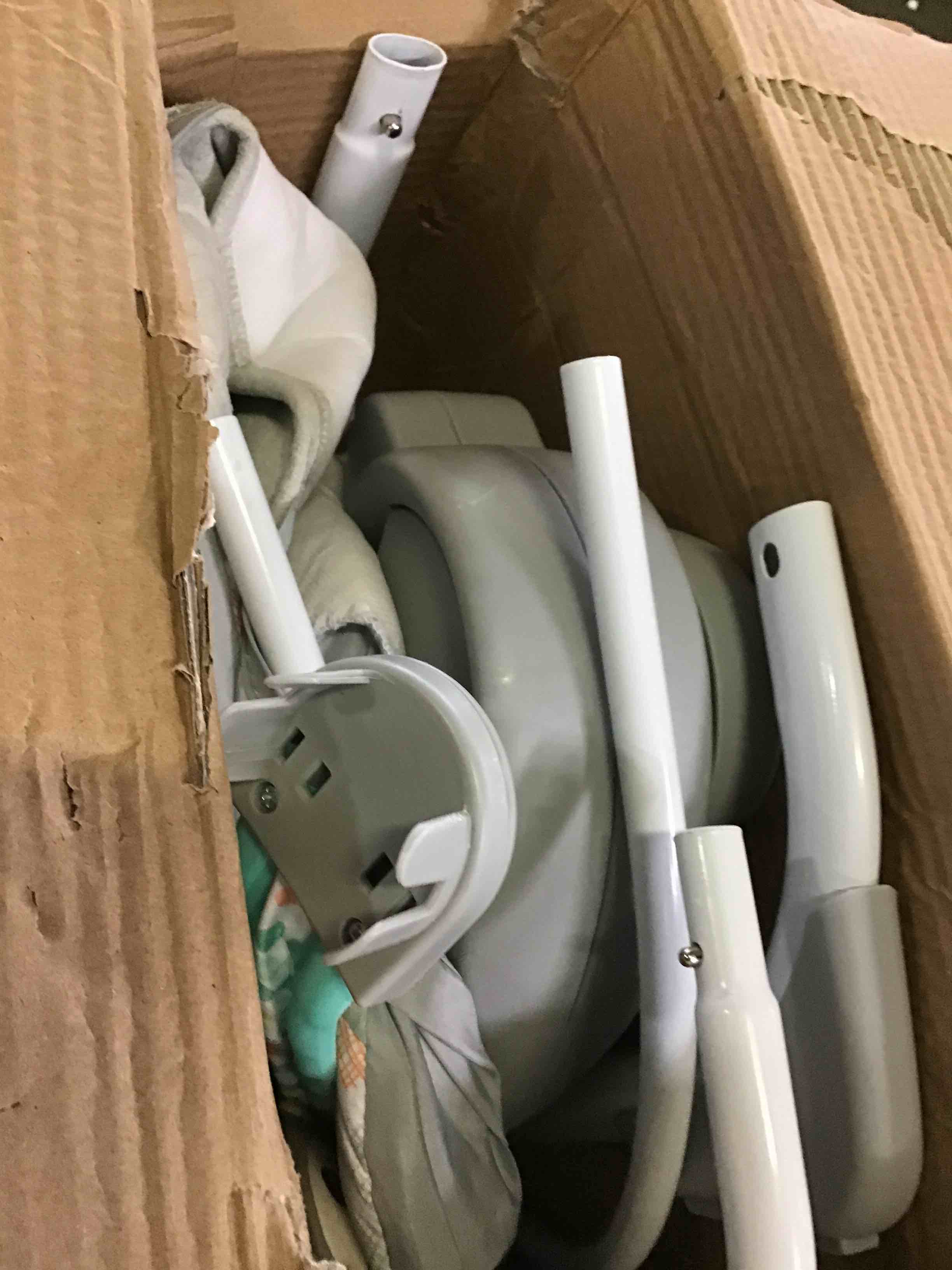 https://s3.amazonaws.com/lotting-images-prod/bidfta/RED5014133_1695408769239.jpeg