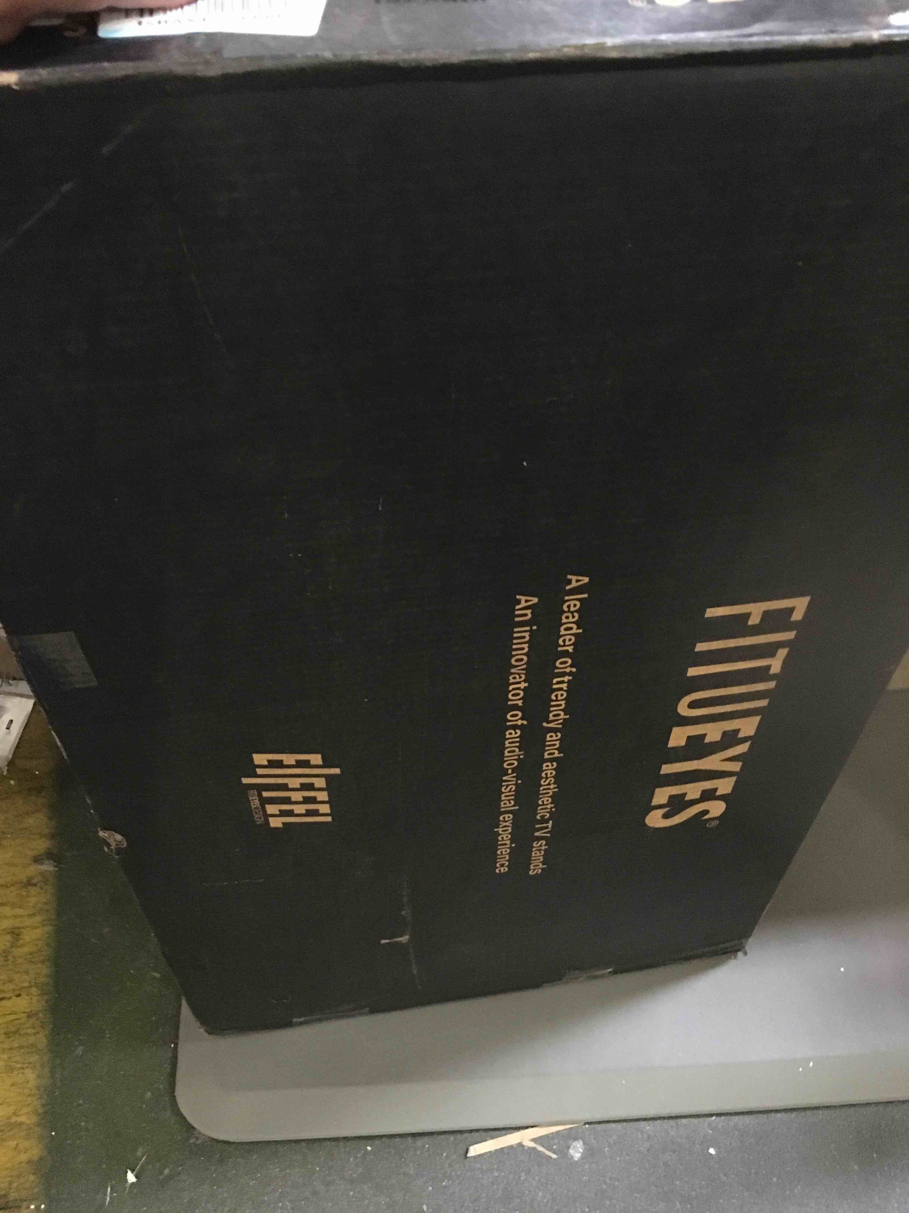 https://s3.amazonaws.com/lotting-images-prod/bidfta/RED5014257_1695654580258.jpeg