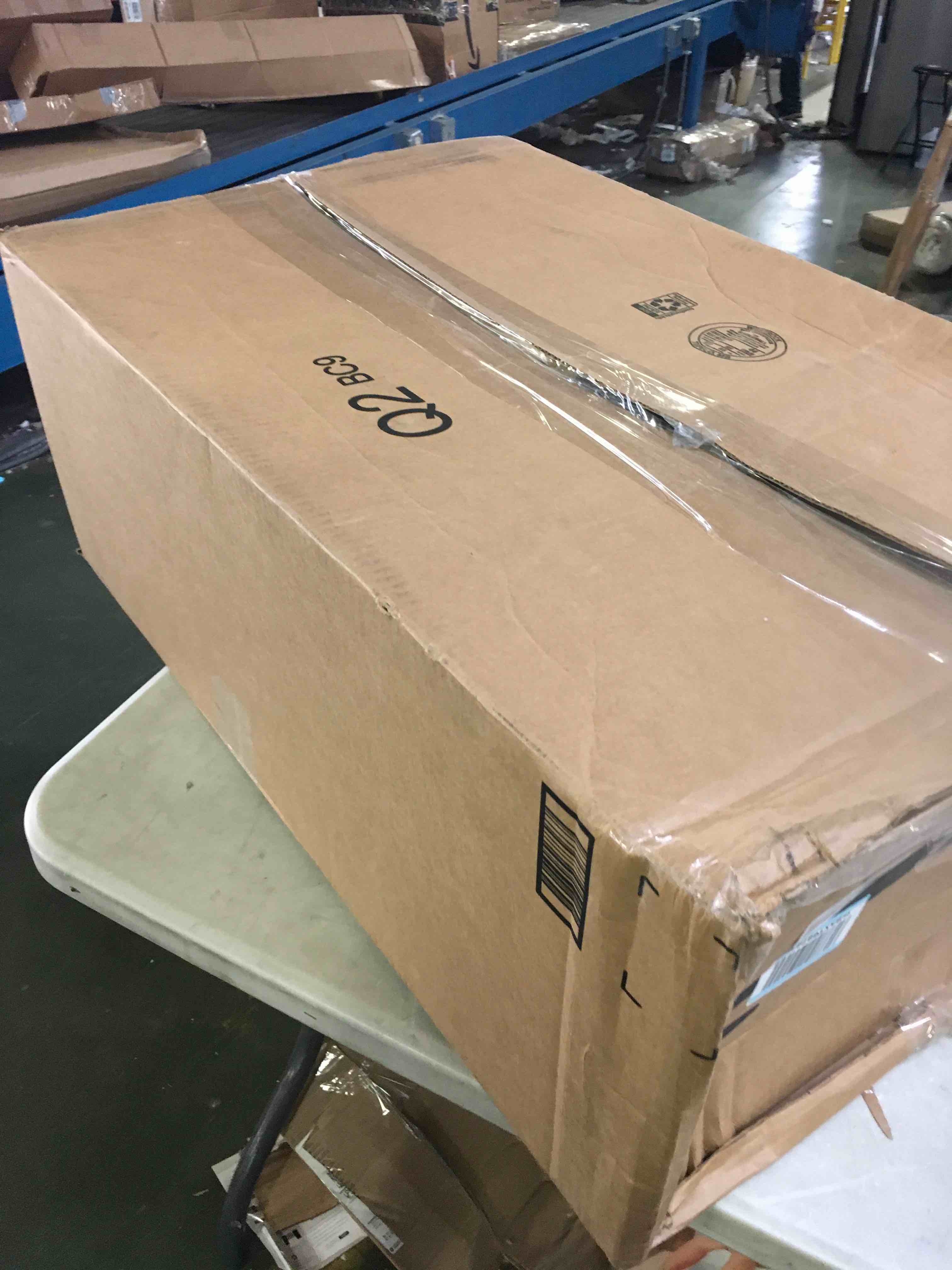 https://s3.amazonaws.com/lotting-images-prod/bidfta/RED5014271_1695656623913.jpeg
