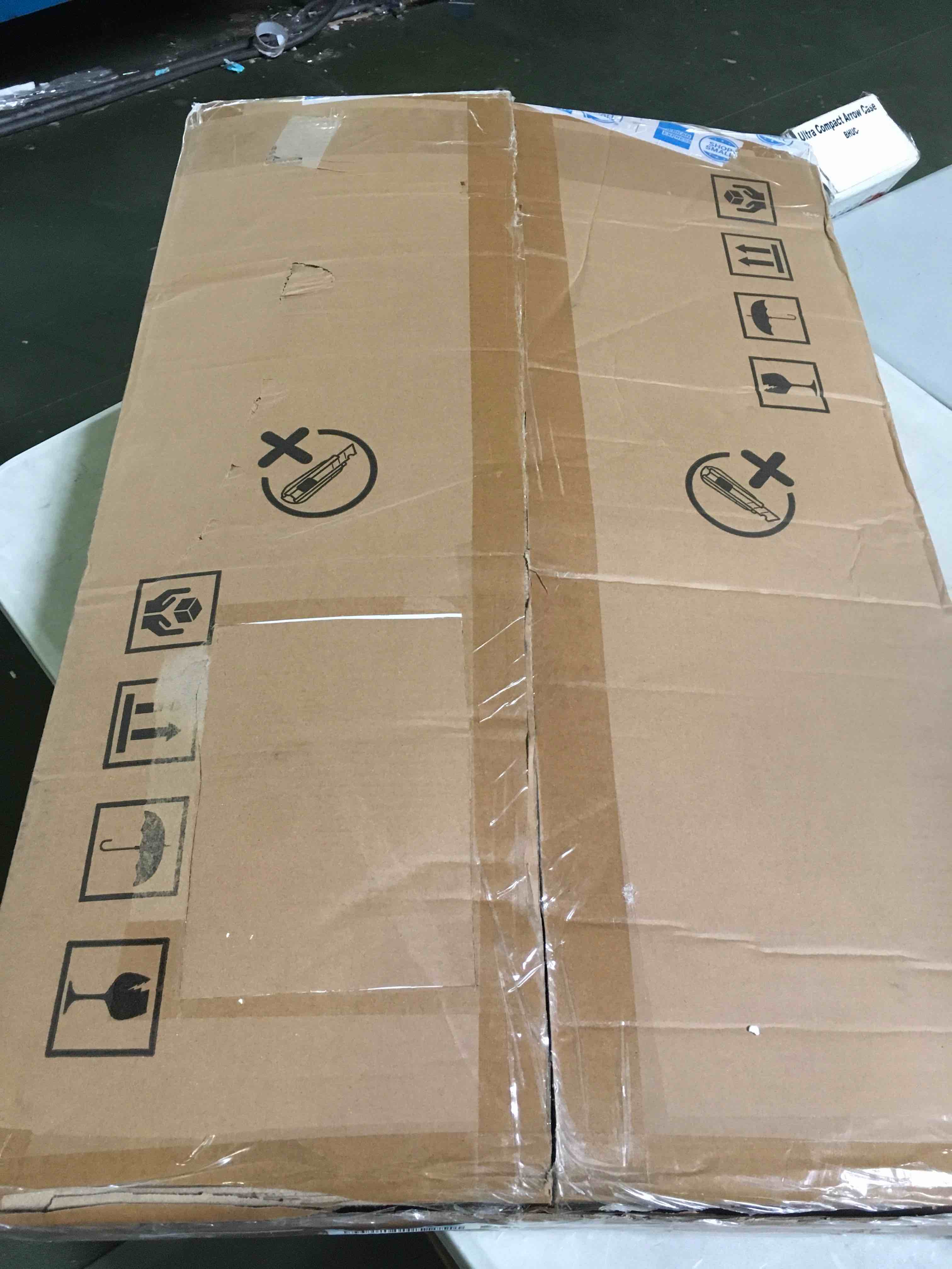 https://s3.amazonaws.com/lotting-images-prod/bidfta/RED5014280_1695657687877.jpeg