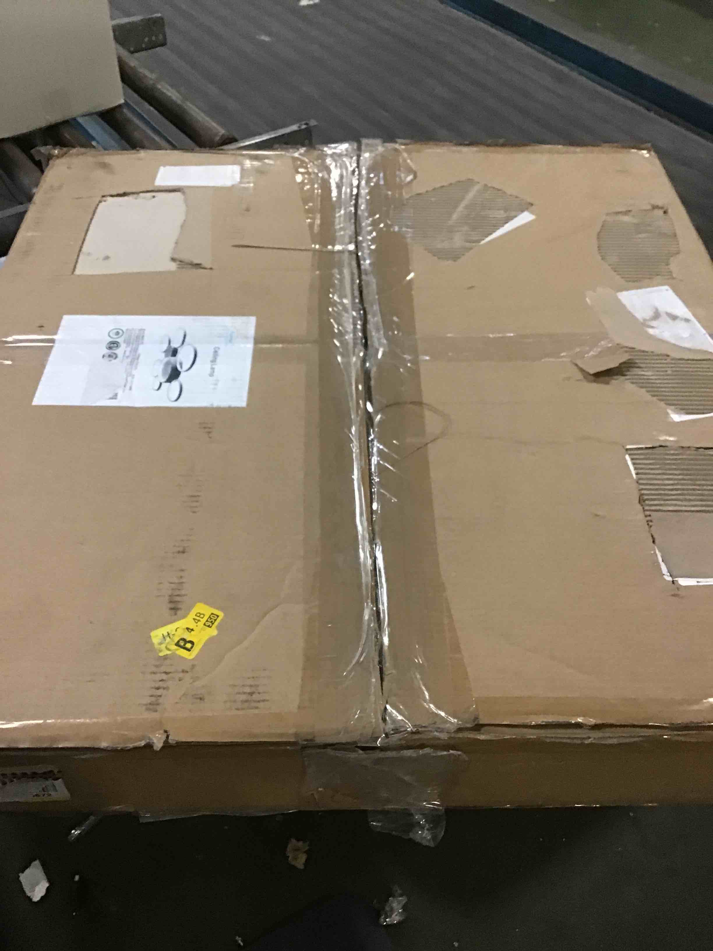 https://s3.amazonaws.com/lotting-images-prod/bidfta/RED5014842_1695903583055.jpeg