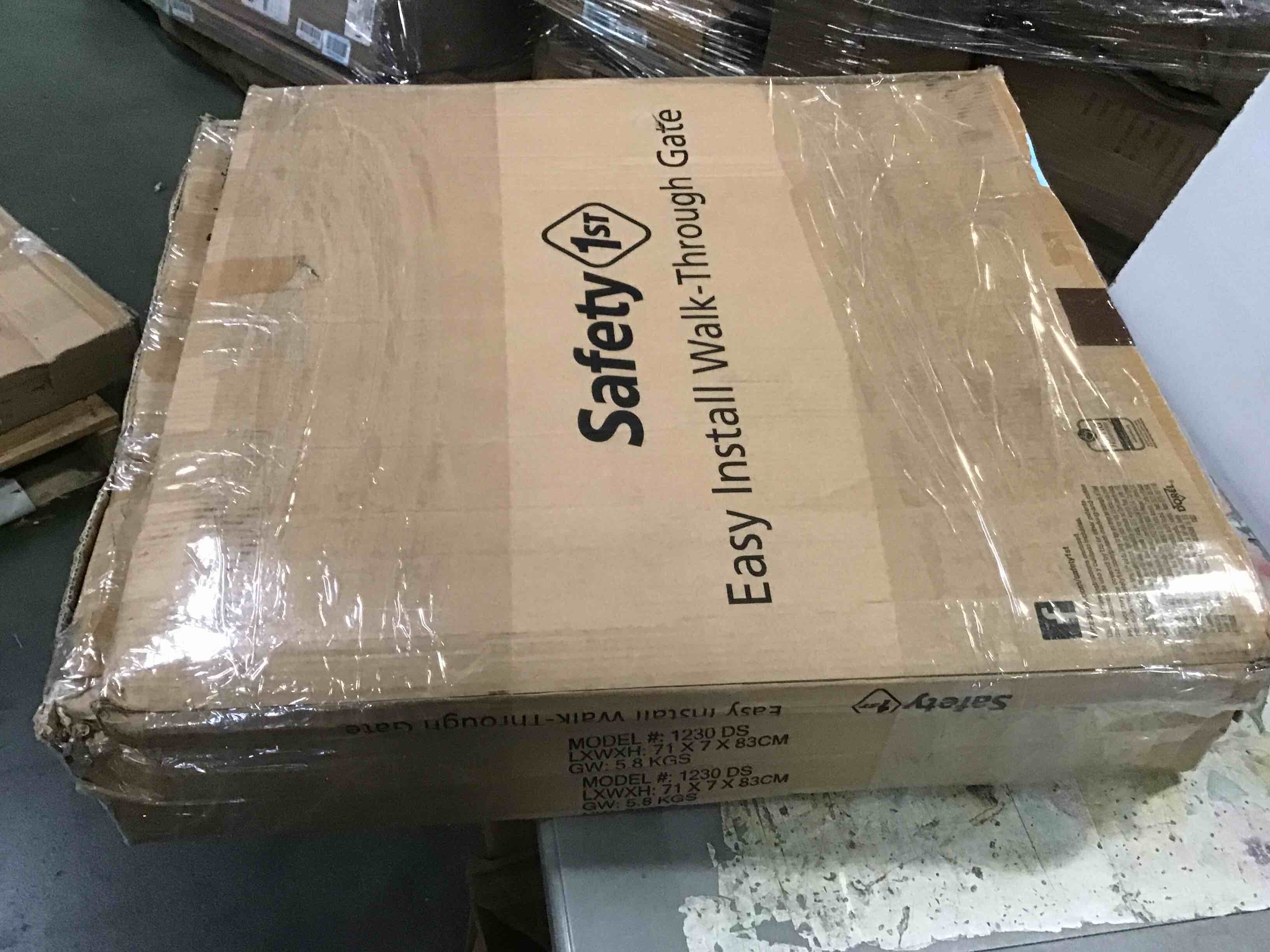 https://s3.amazonaws.com/lotting-images-prod/bidfta/RED5014953_1695390259982.jpeg