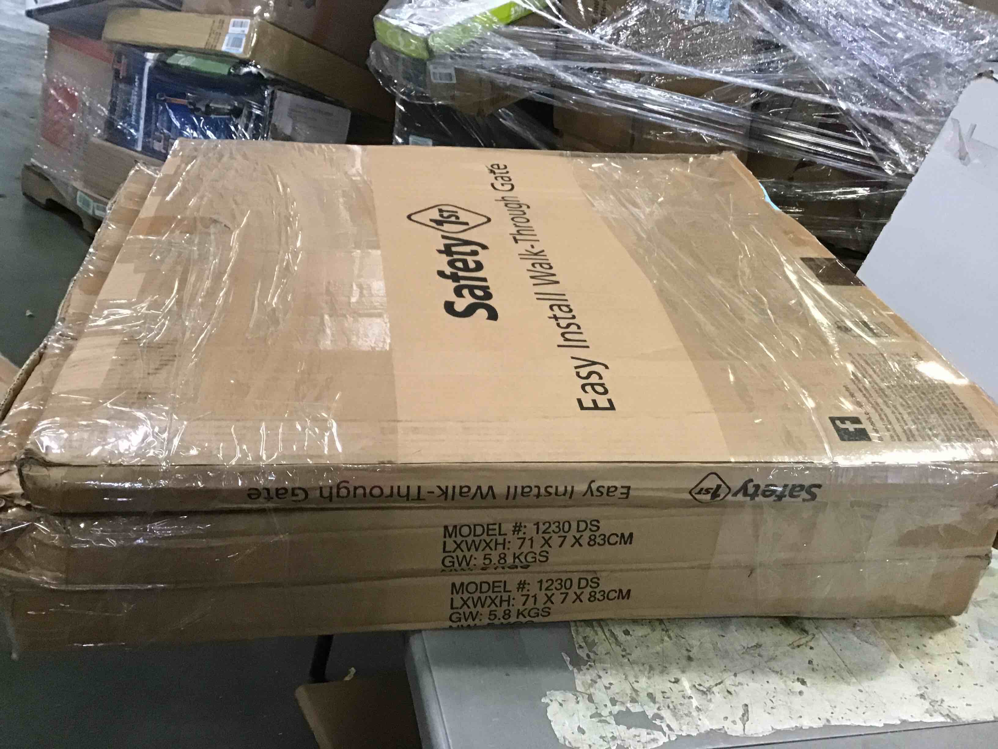 https://s3.amazonaws.com/lotting-images-prod/bidfta/RED5014953_1695390269359.jpeg