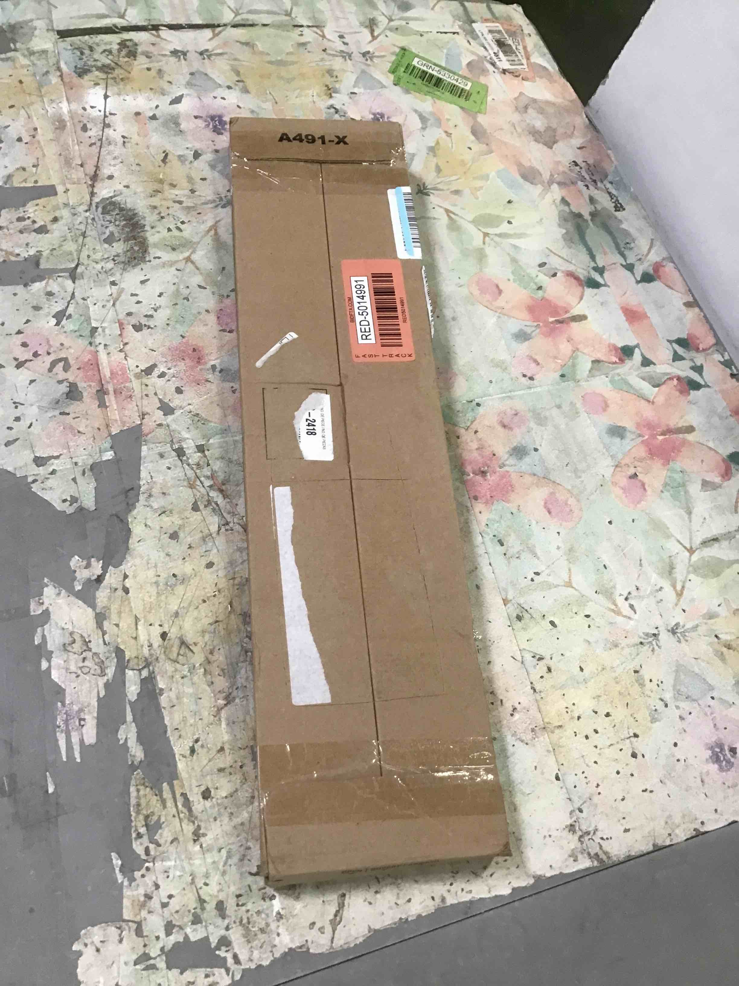 https://s3.amazonaws.com/lotting-images-prod/bidfta/RED5014991_1695402137710.jpeg