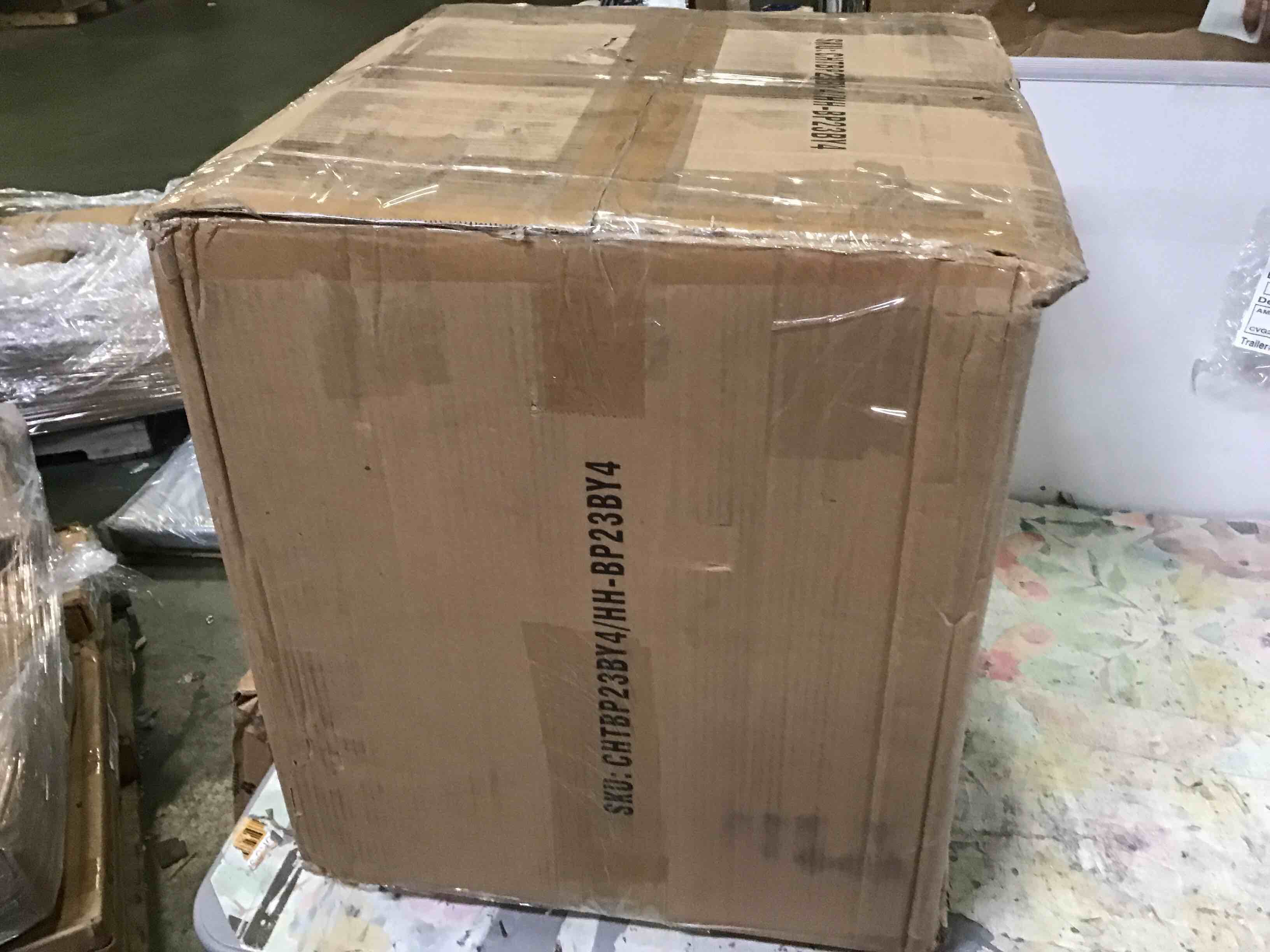 https://s3.amazonaws.com/lotting-images-prod/bidfta/RED5015001_1695405020947.jpeg