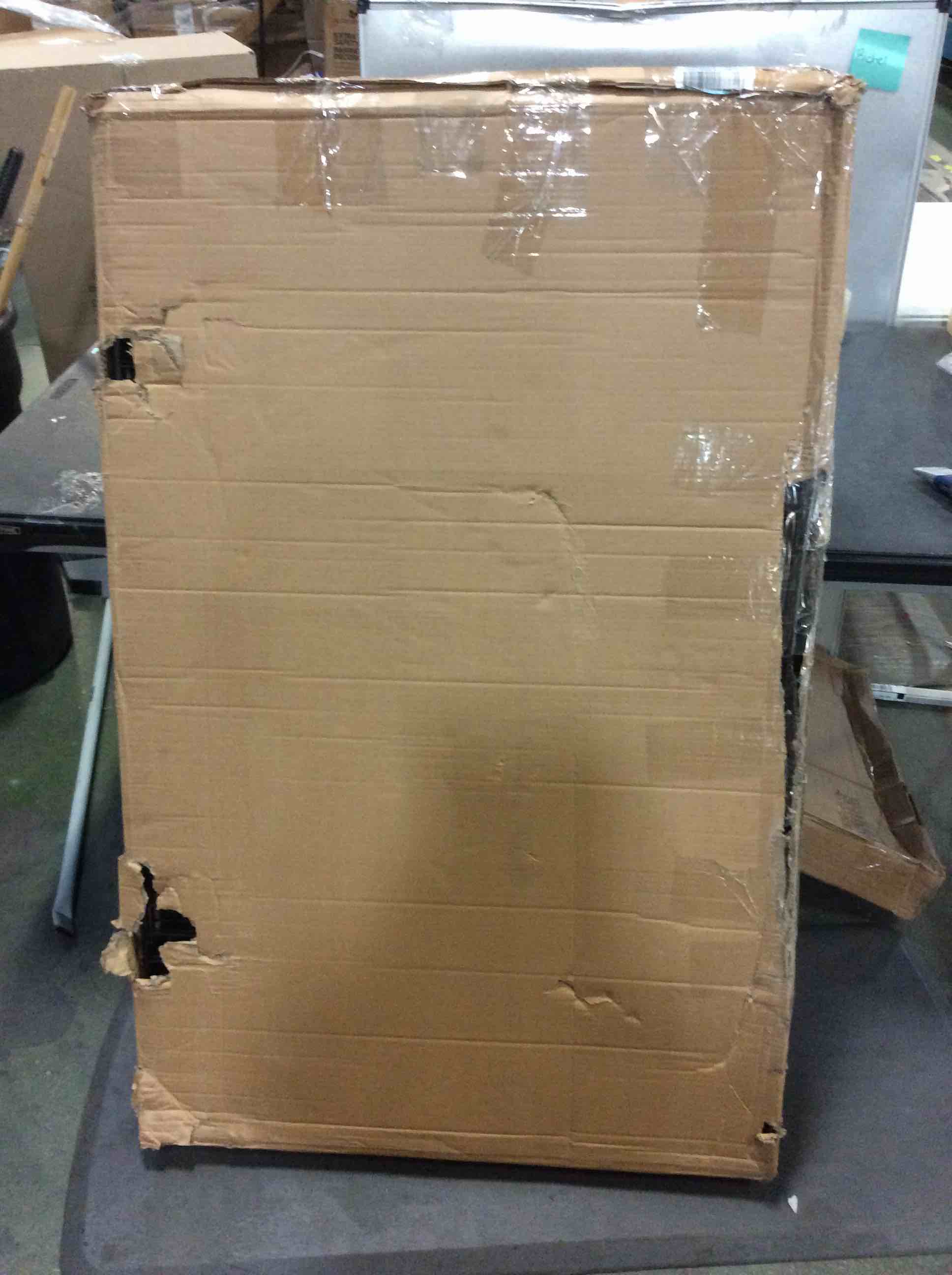 https://s3.amazonaws.com/lotting-images-prod/bidfta/RED5015118_1695729863130.jpeg