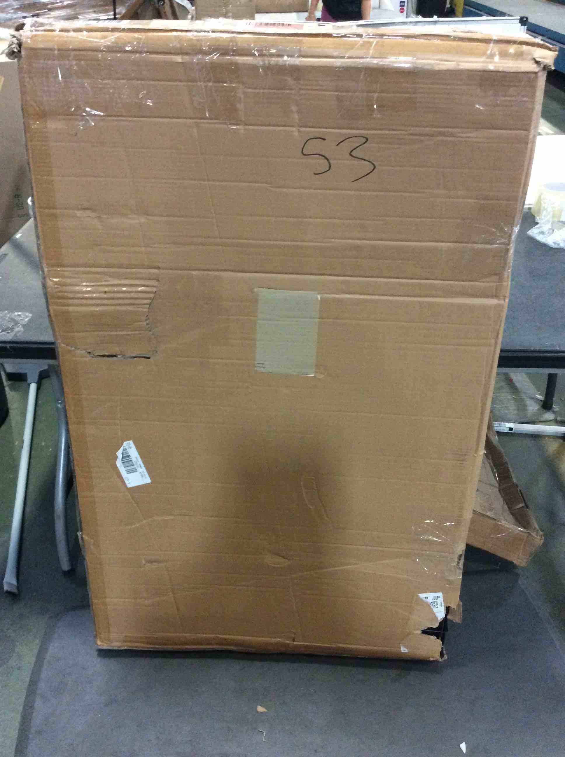 https://s3.amazonaws.com/lotting-images-prod/bidfta/RED5015118_1695729958338.jpeg