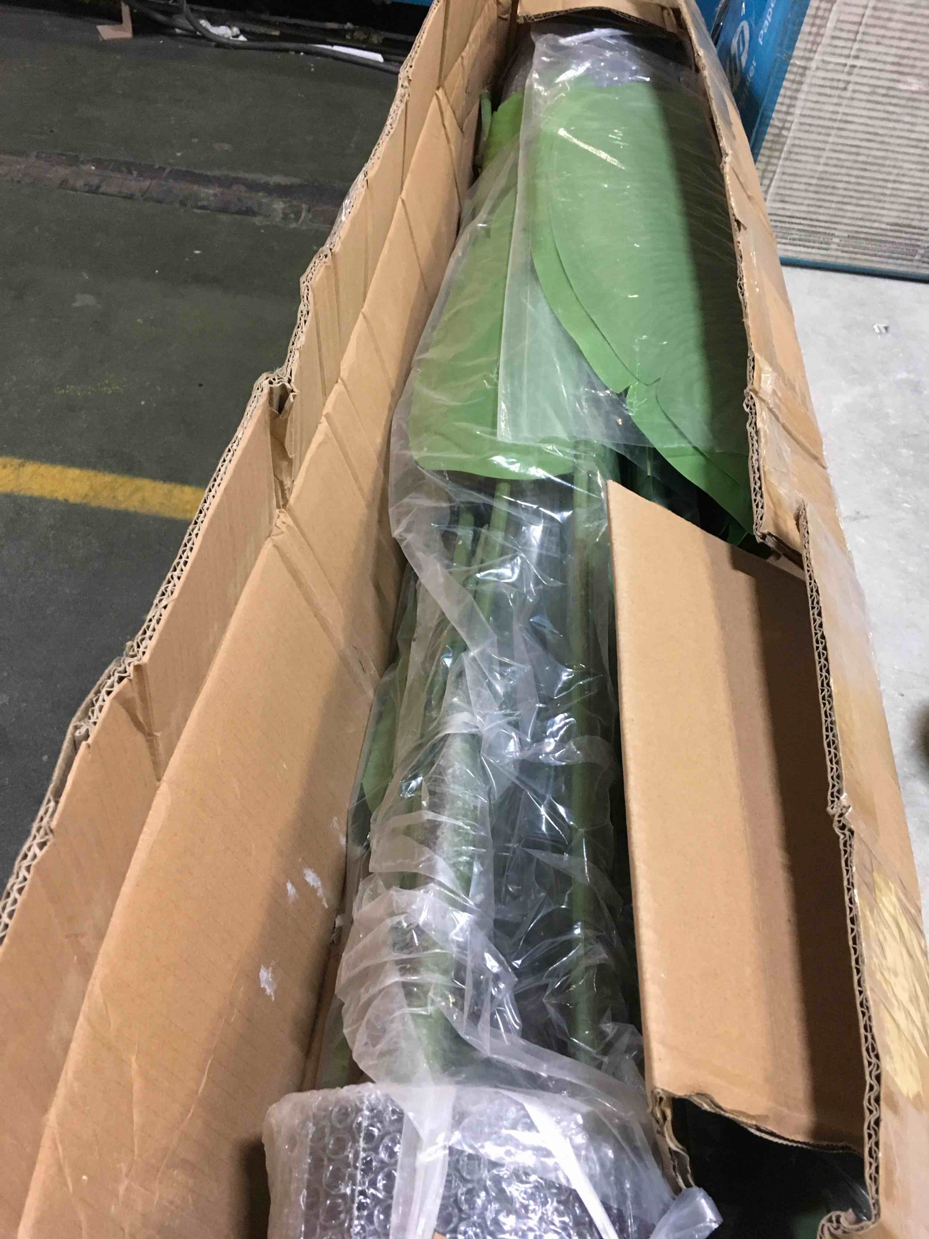 https://s3.amazonaws.com/lotting-images-prod/bidfta/RED5015657_1696505819153.jpeg