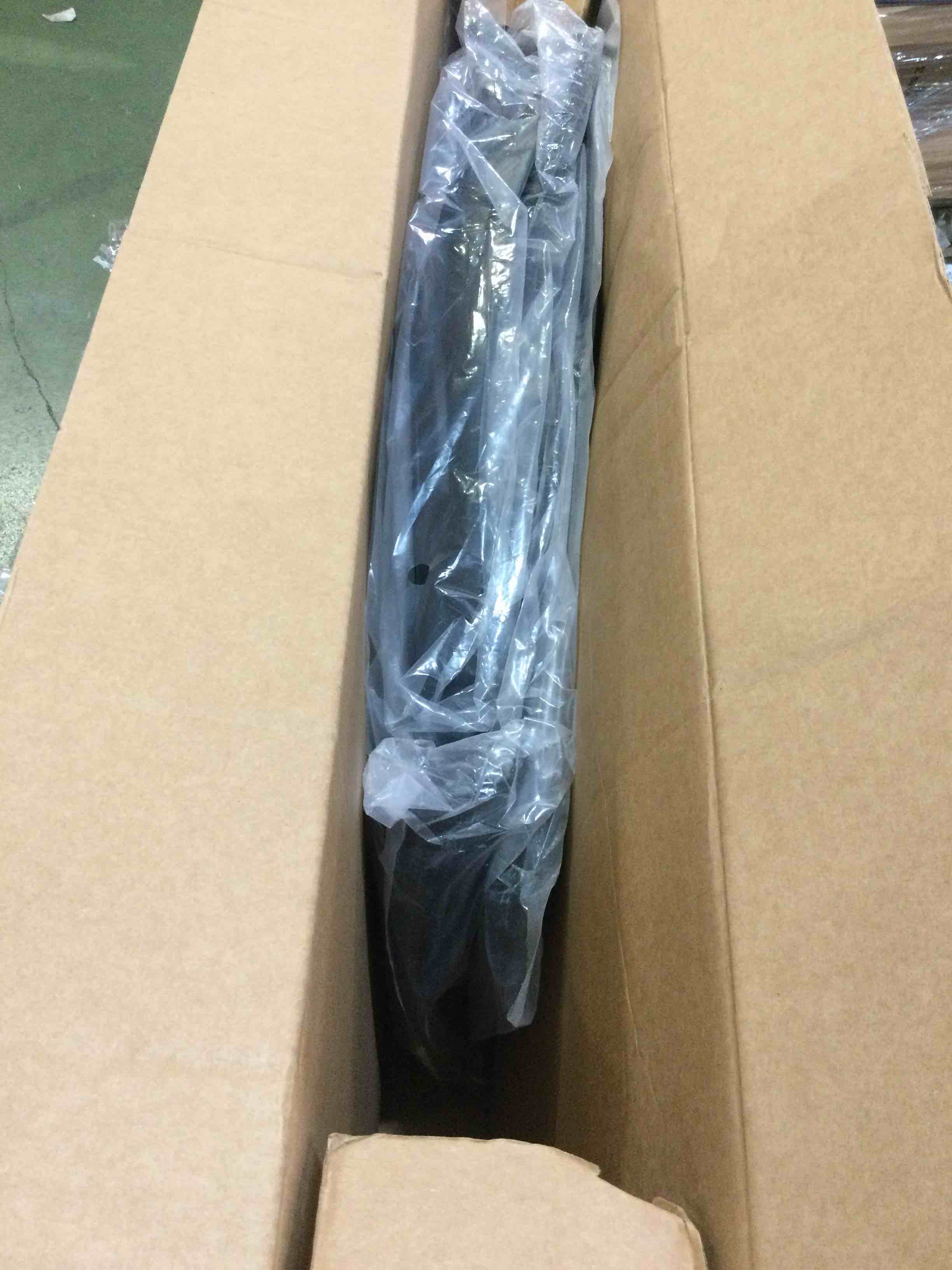https://s3.amazonaws.com/lotting-images-prod/bidfta/RED5015877_1696606511739.jpeg