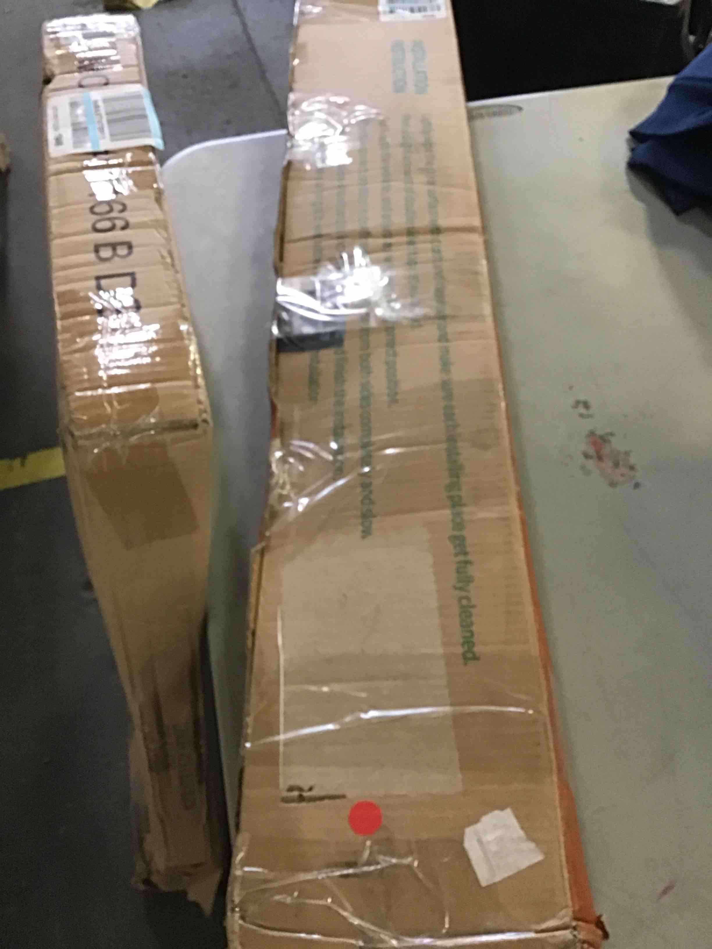 https://s3.amazonaws.com/lotting-images-prod/bidfta/RED5016508_1695392257340.jpeg