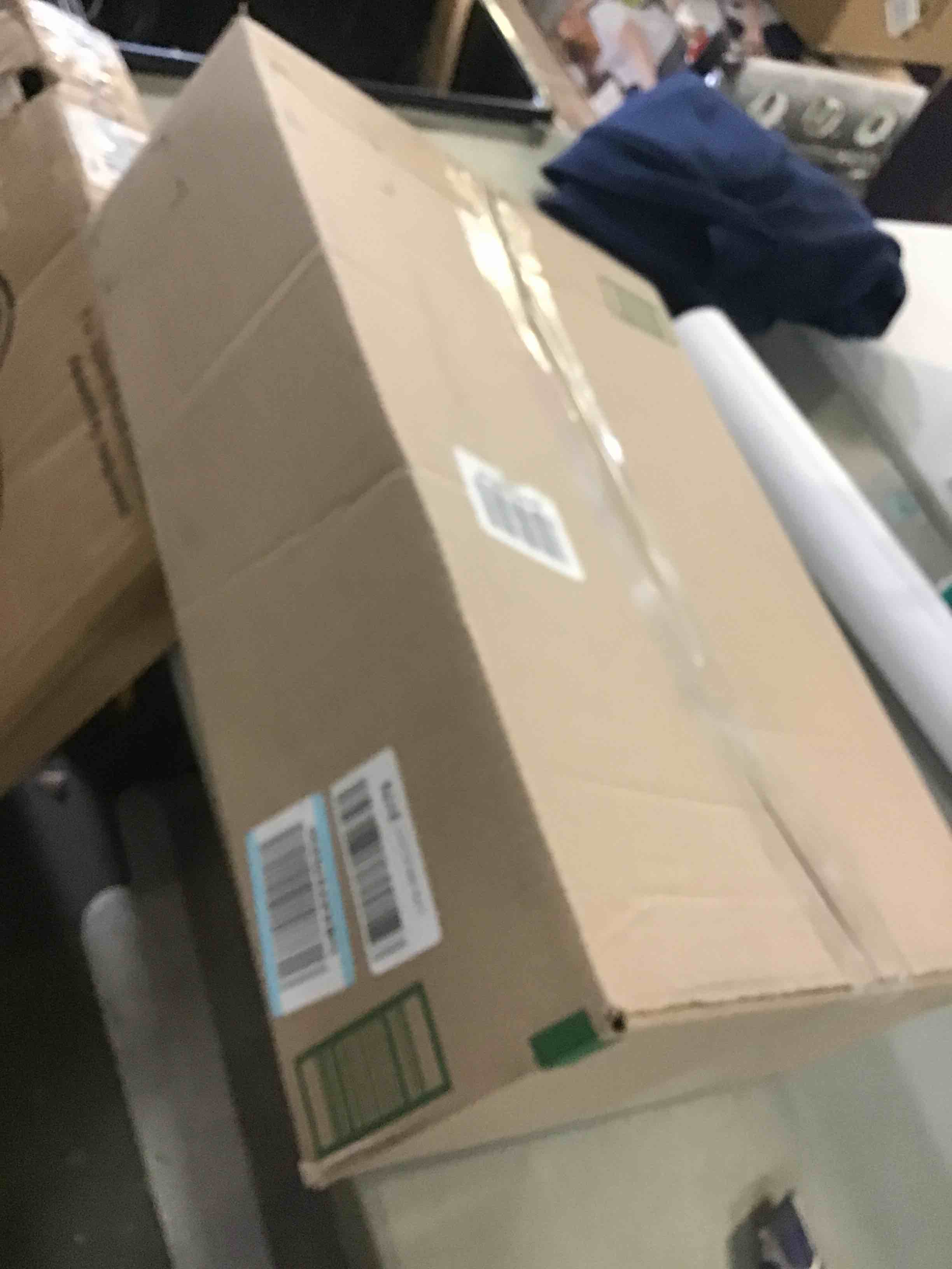 https://s3.amazonaws.com/lotting-images-prod/bidfta/RED5016615_1695411398371.jpeg