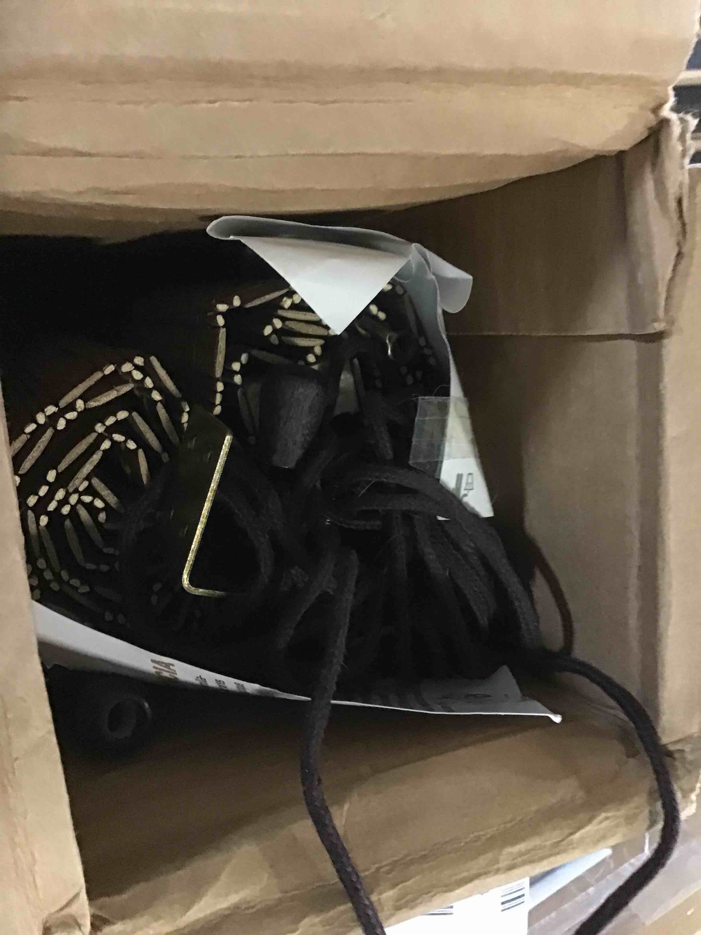 https://s3.amazonaws.com/lotting-images-prod/bidfta/RED5016805_1695666268083.jpeg