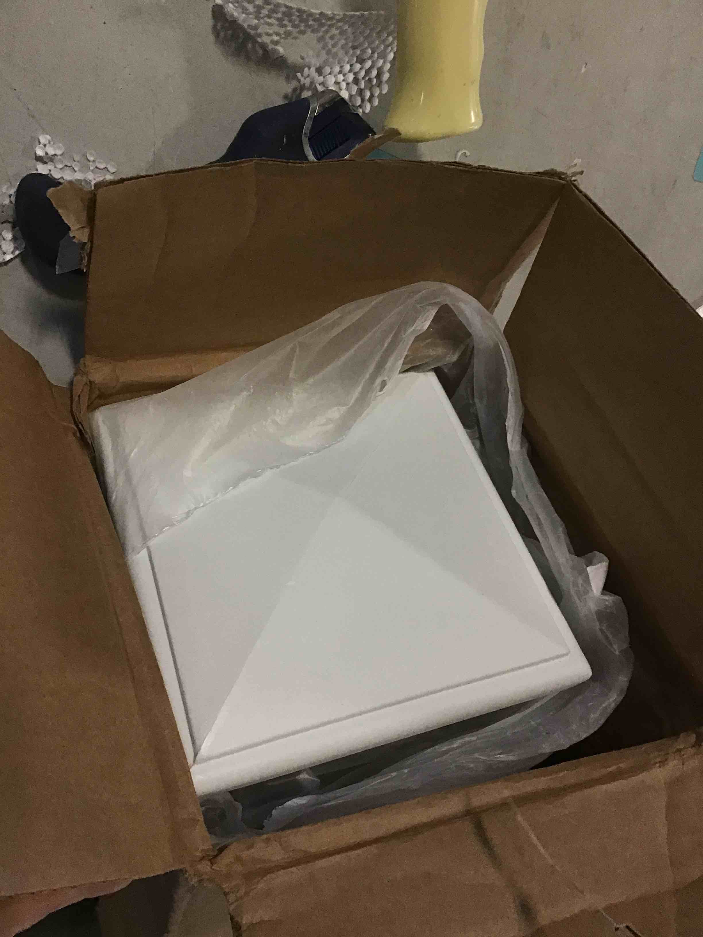https://s3.amazonaws.com/lotting-images-prod/bidfta/RED5017468_1695923738714.jpeg