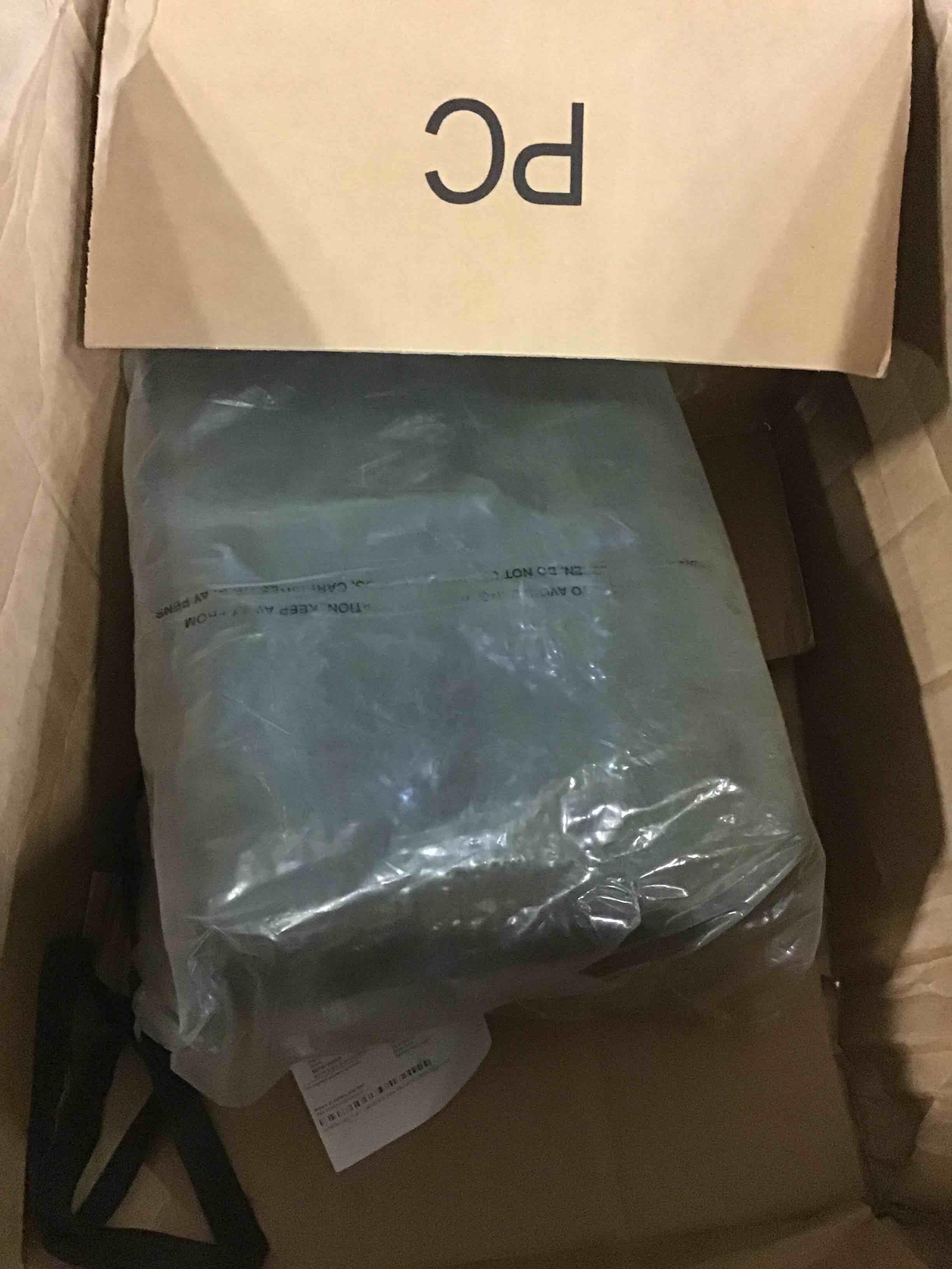 https://s3.amazonaws.com/lotting-images-prod/bidfta/RED5017589_1695994978568.jpeg