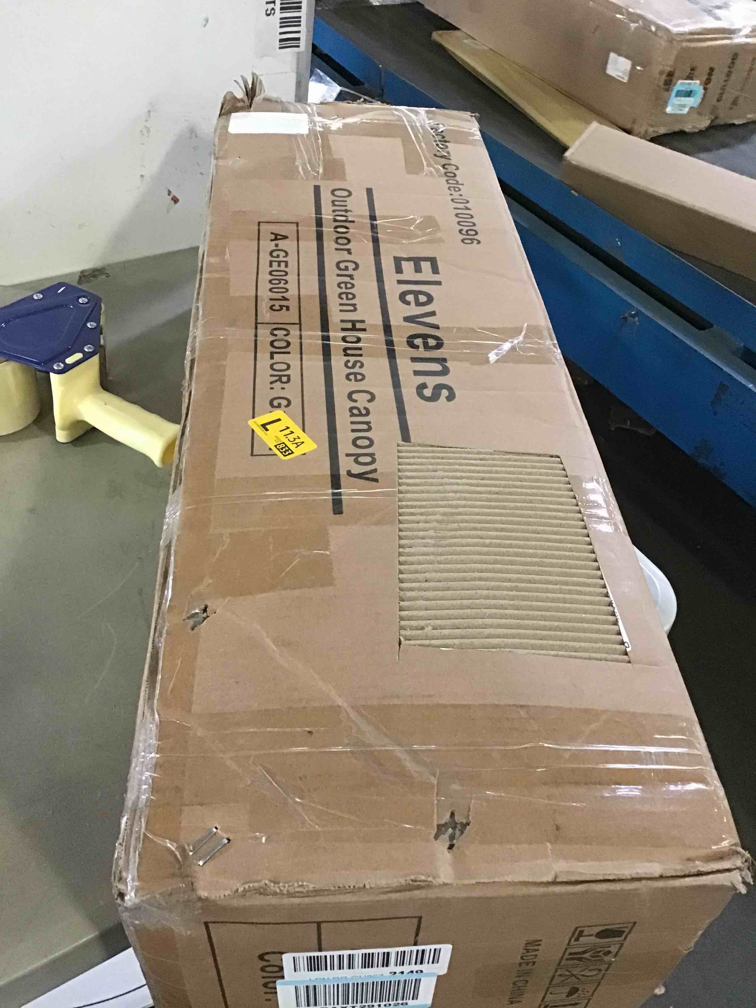 https://s3.amazonaws.com/lotting-images-prod/bidfta/RED5017687_1696016911528.jpeg