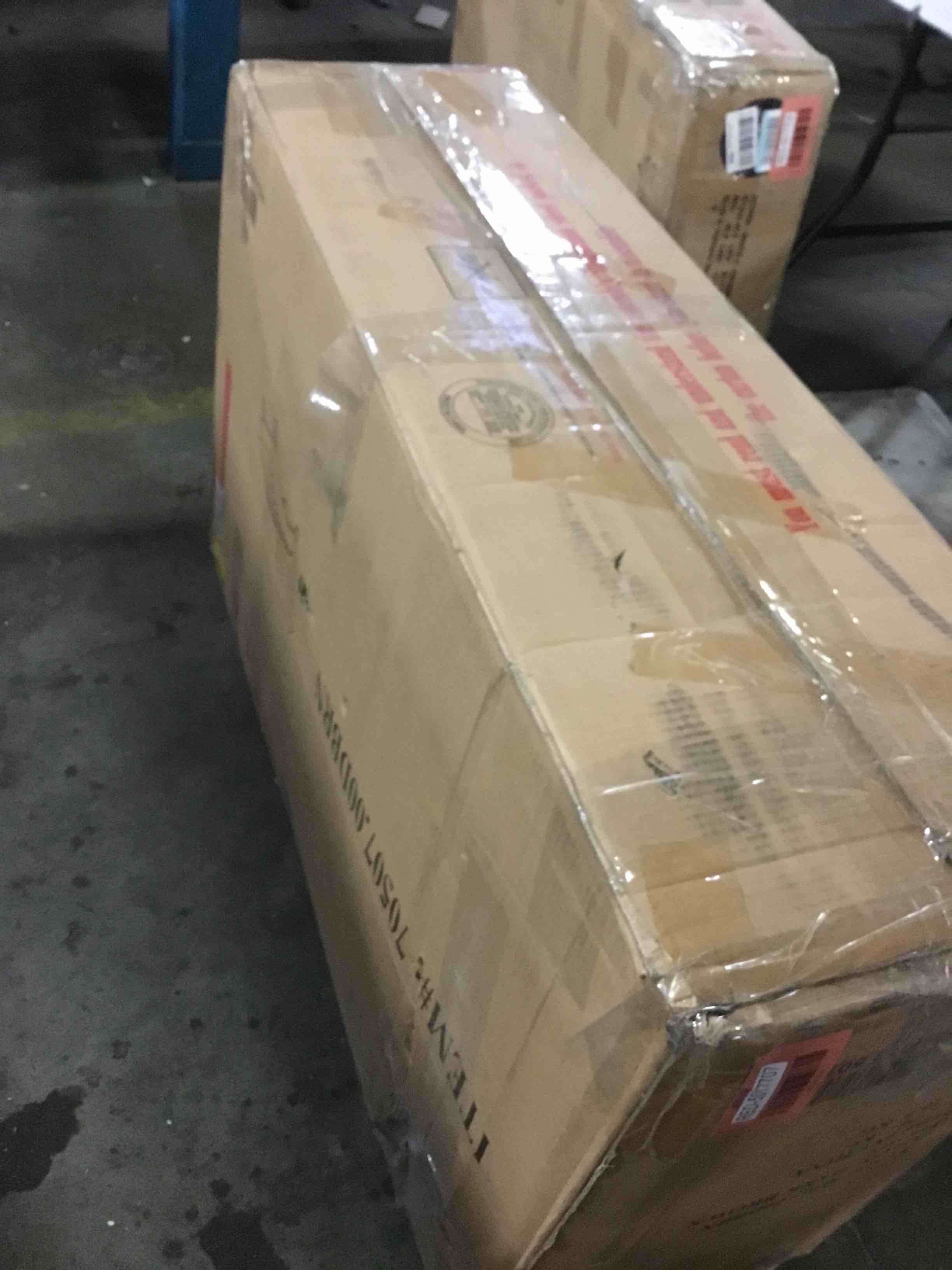 https://s3.amazonaws.com/lotting-images-prod/bidfta/RED5017707_1696246222382.jpeg