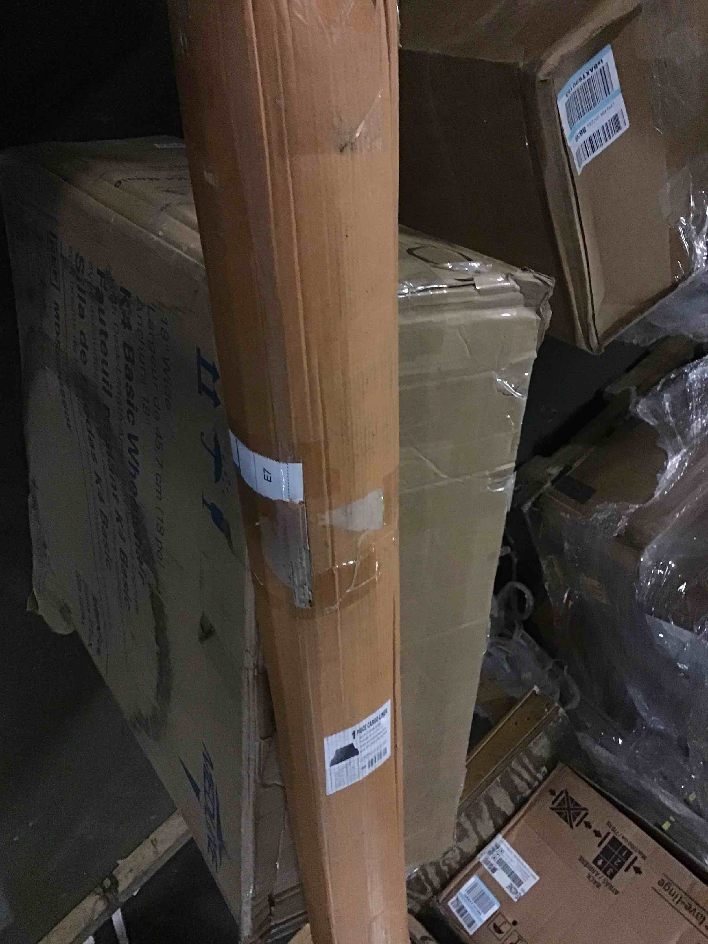 https://s3.amazonaws.com/lotting-images-prod/bidfta/RED5017724_1696245123125.jpeg
