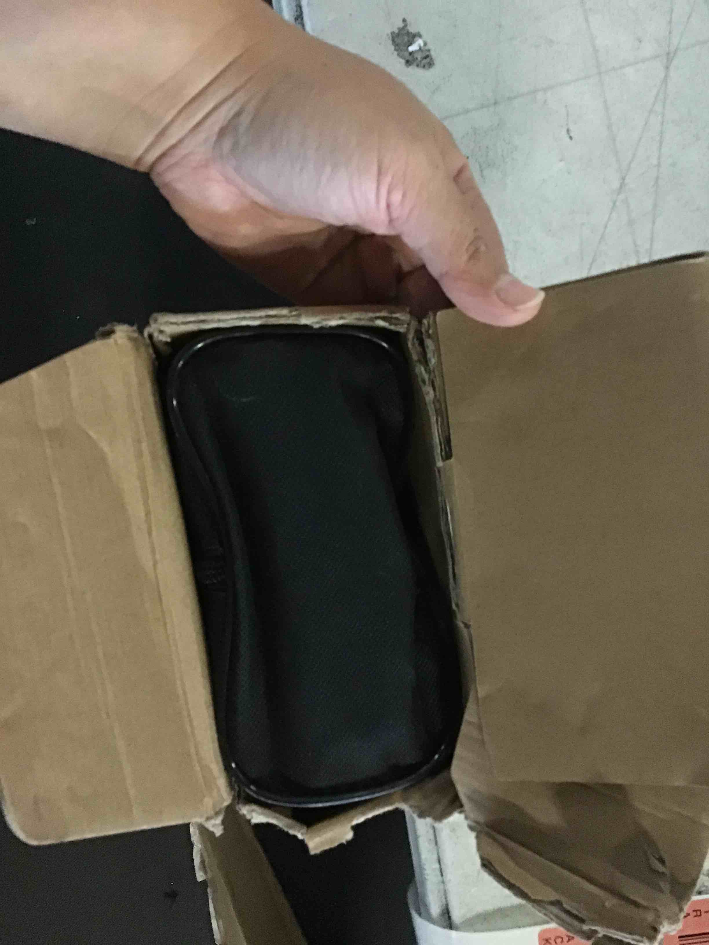 https://s3.amazonaws.com/lotting-images-prod/bidfta/RED5017751_1696249030104.jpeg