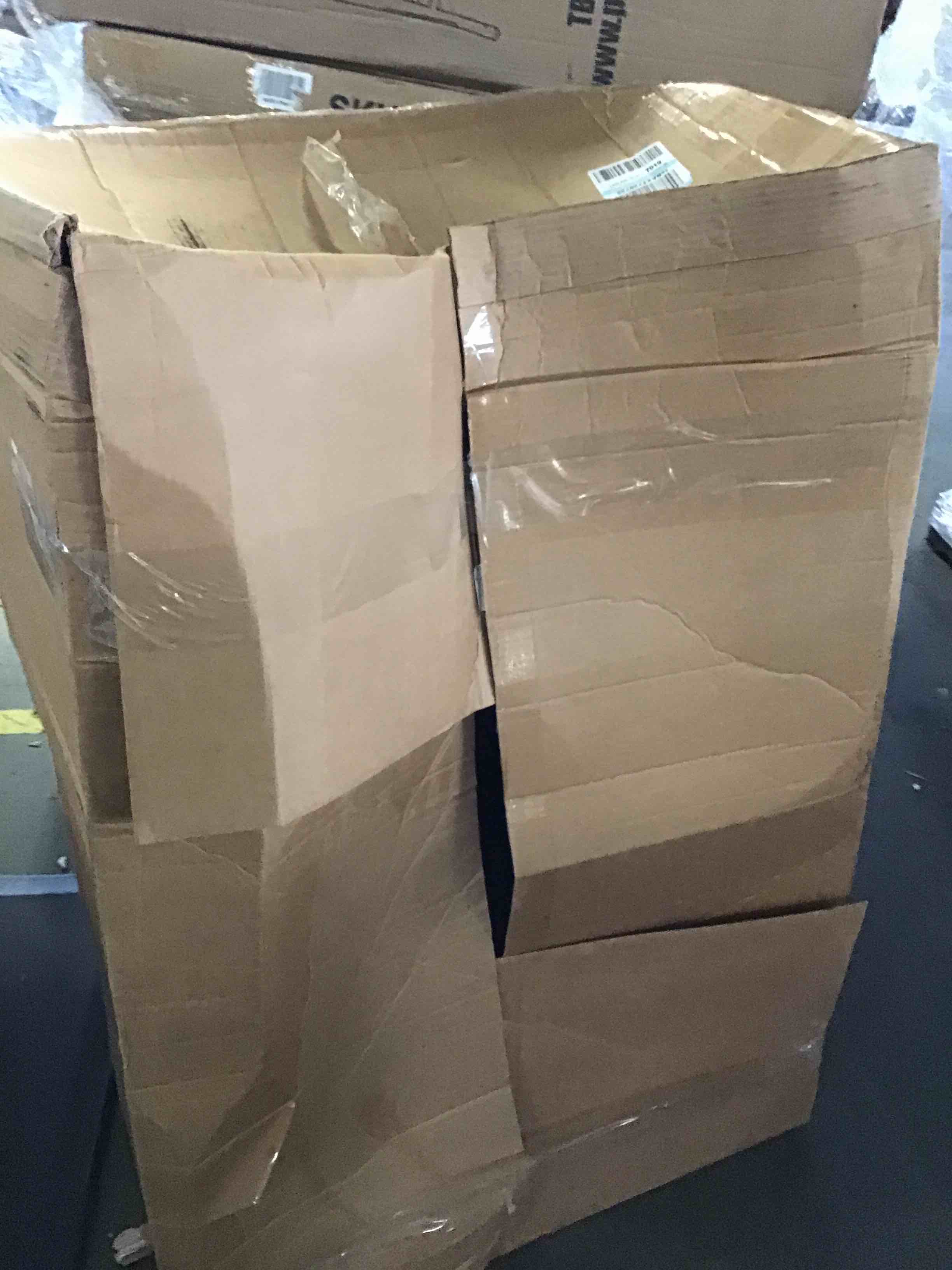 https://s3.amazonaws.com/lotting-images-prod/bidfta/RED5017771_1696251827685.jpeg