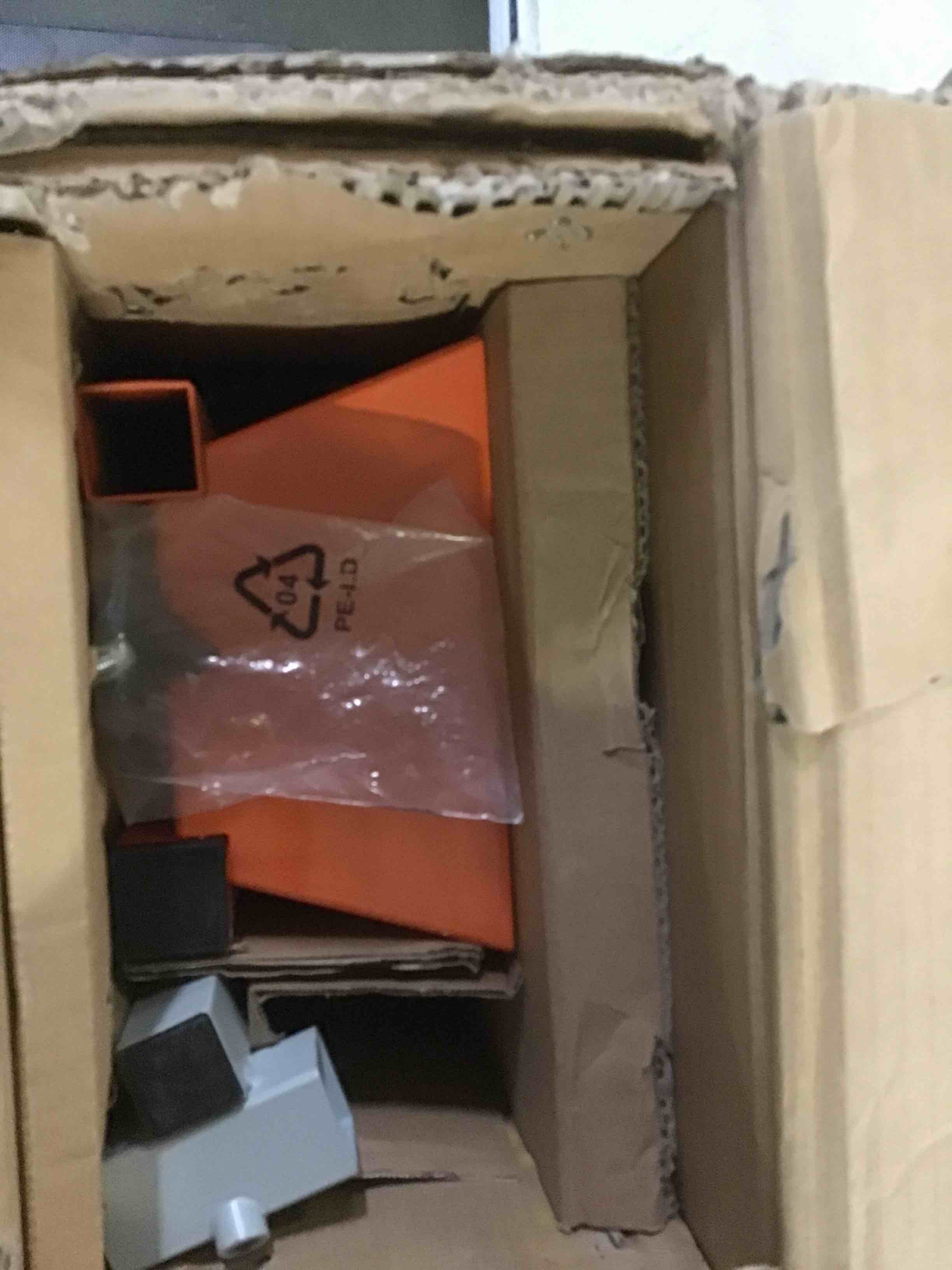 https://s3.amazonaws.com/lotting-images-prod/bidfta/RED5017909_1696277582085.jpeg