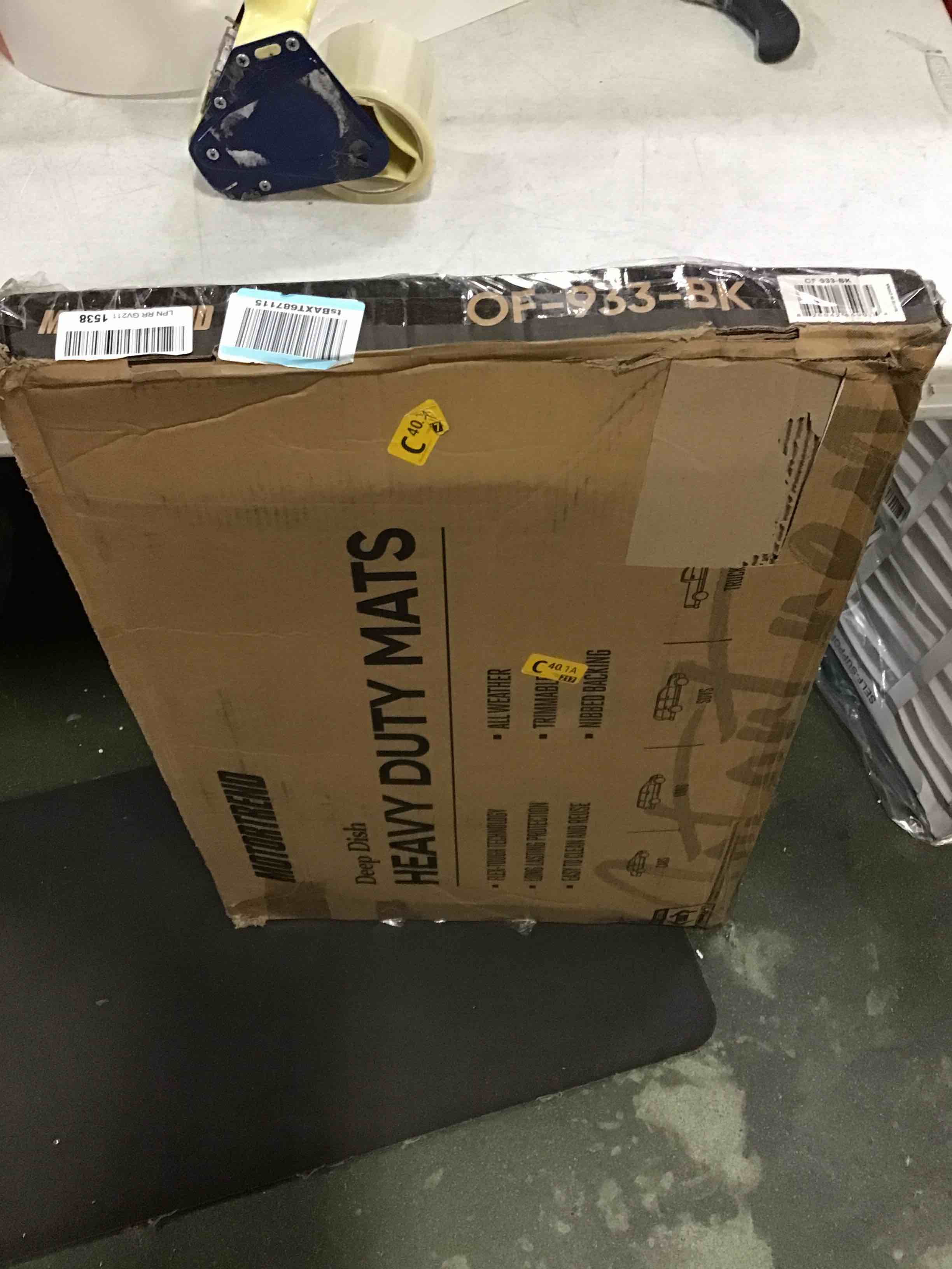https://s3.amazonaws.com/lotting-images-prod/bidfta/RED5018232_1695214867519.jpeg