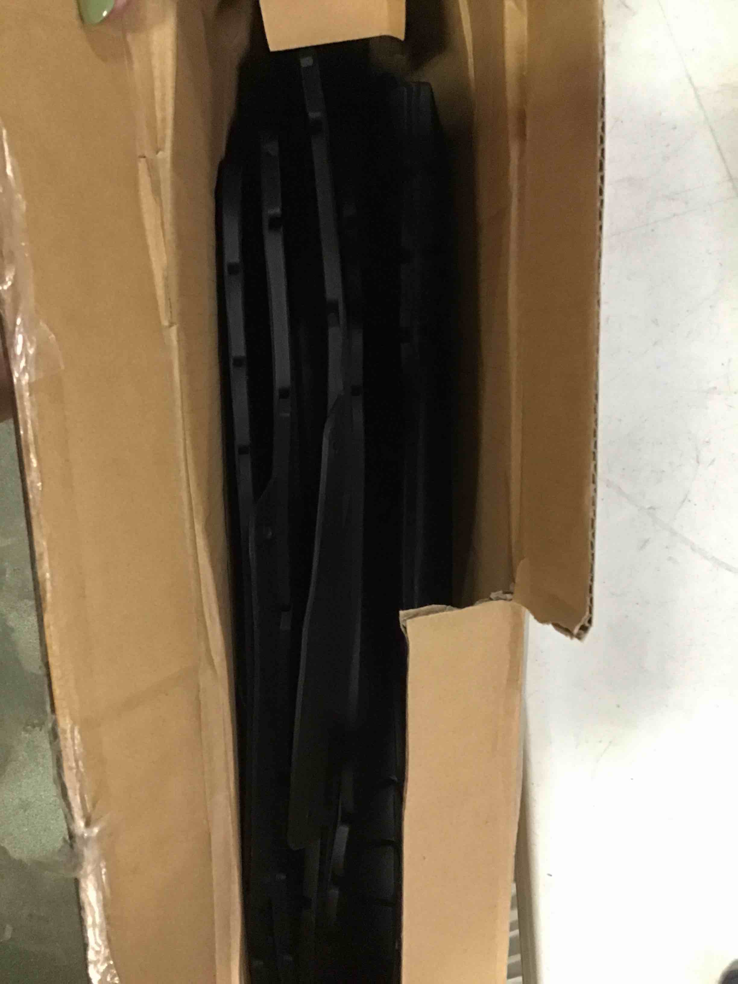 https://s3.amazonaws.com/lotting-images-prod/bidfta/RED5018232_1695214893403.jpeg