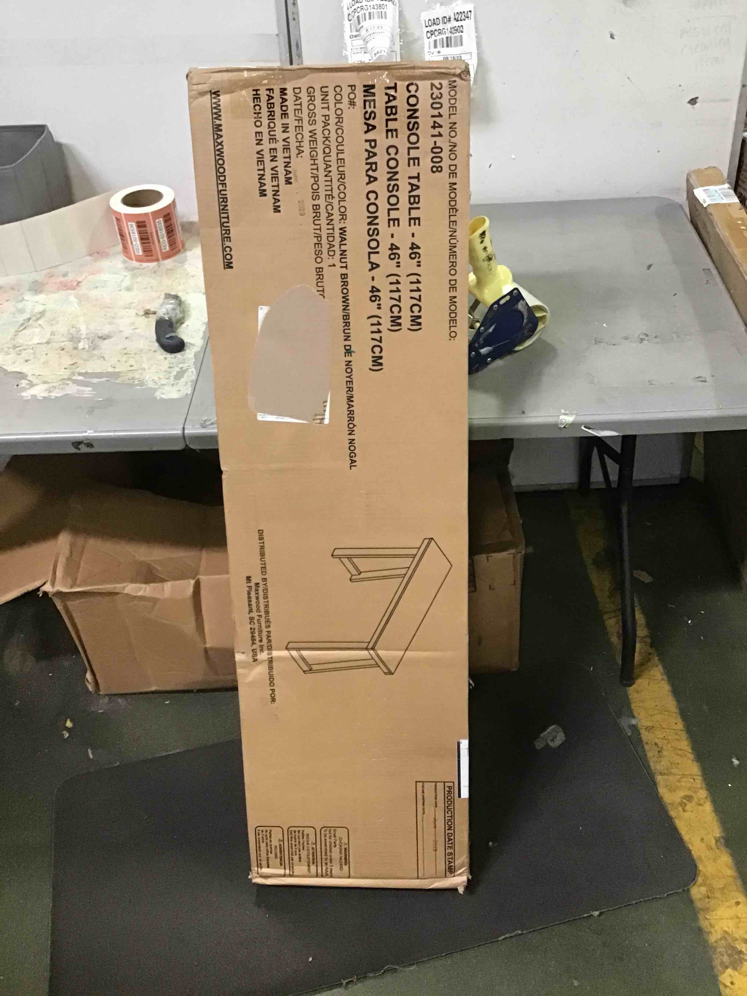 https://s3.amazonaws.com/lotting-images-prod/bidfta/RED5018526_1695321518947.jpeg