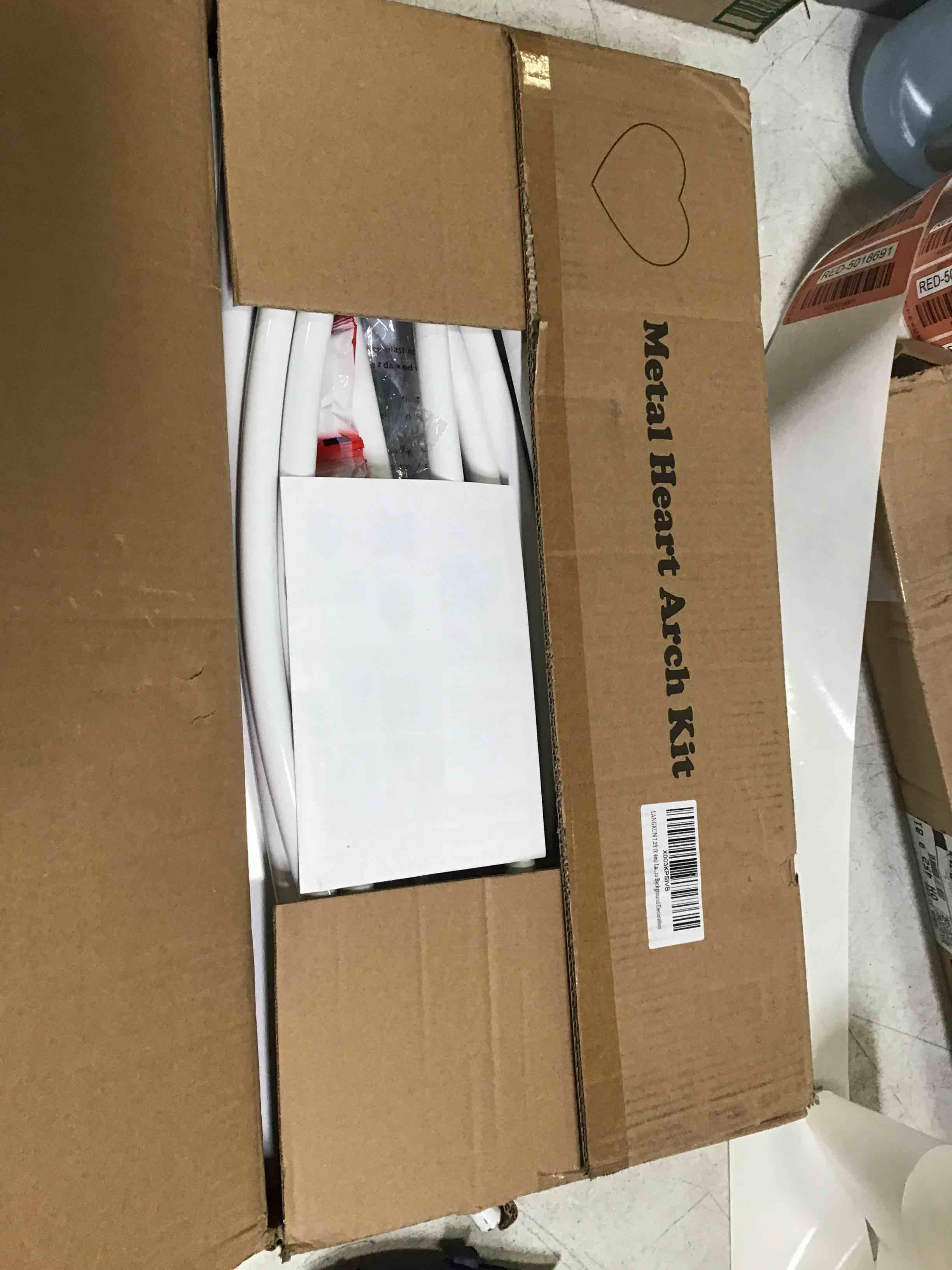 https://s3.amazonaws.com/lotting-images-prod/bidfta/RED5018691_1695399504255.jpeg