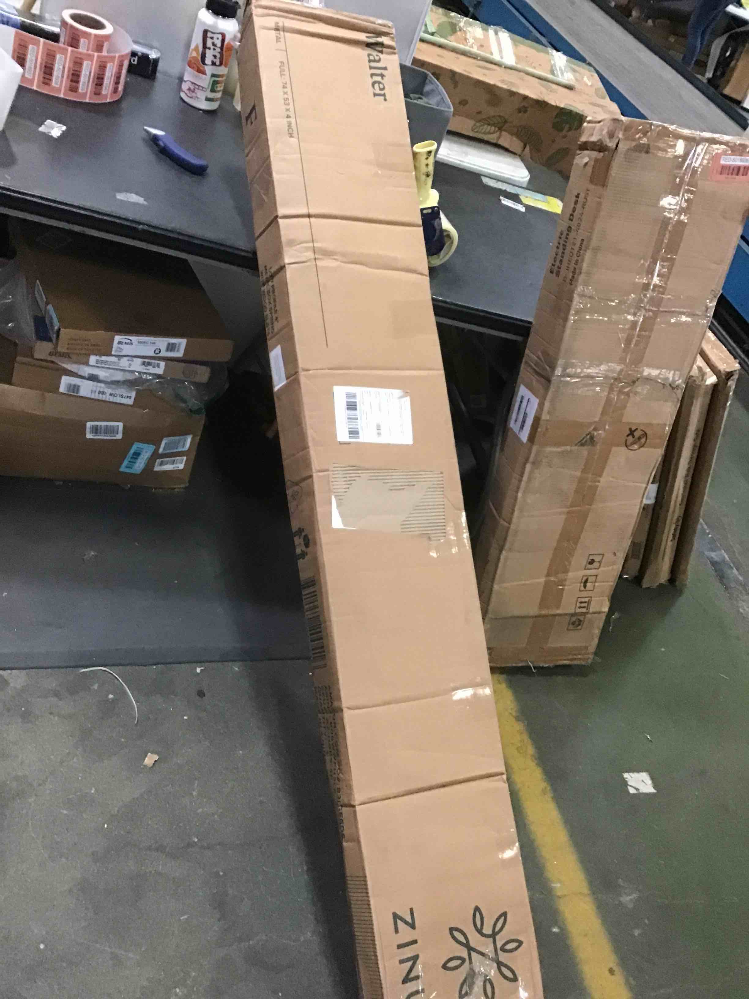 https://s3.amazonaws.com/lotting-images-prod/bidfta/RED5018937_1695667858276.jpeg