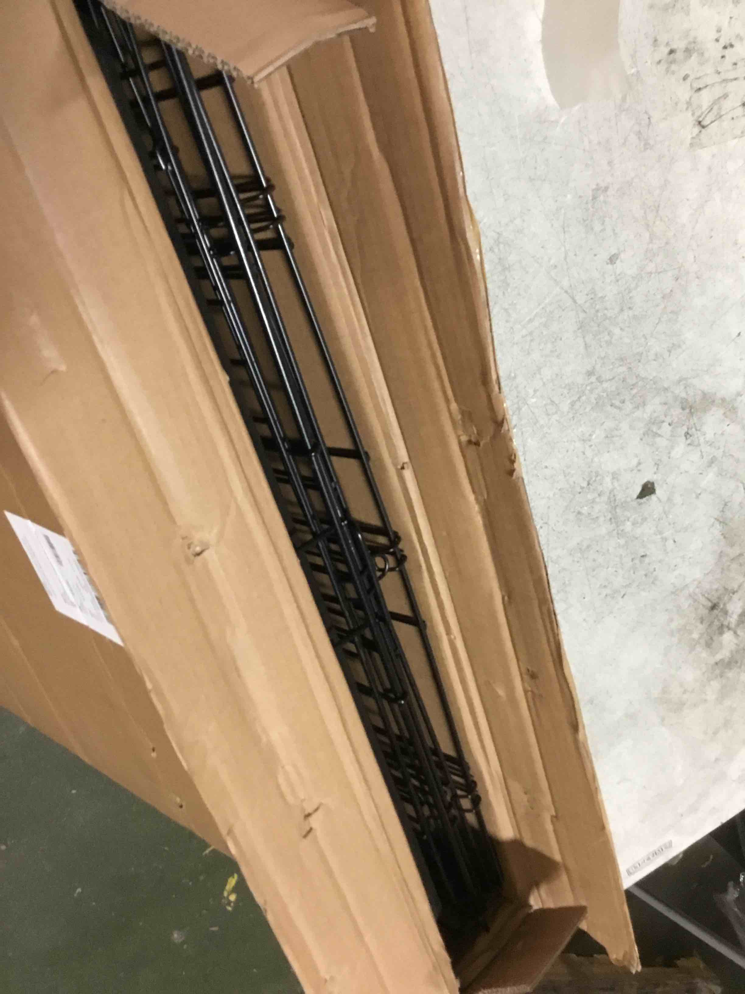 https://s3.amazonaws.com/lotting-images-prod/bidfta/RED5019387_1695911028762.jpeg