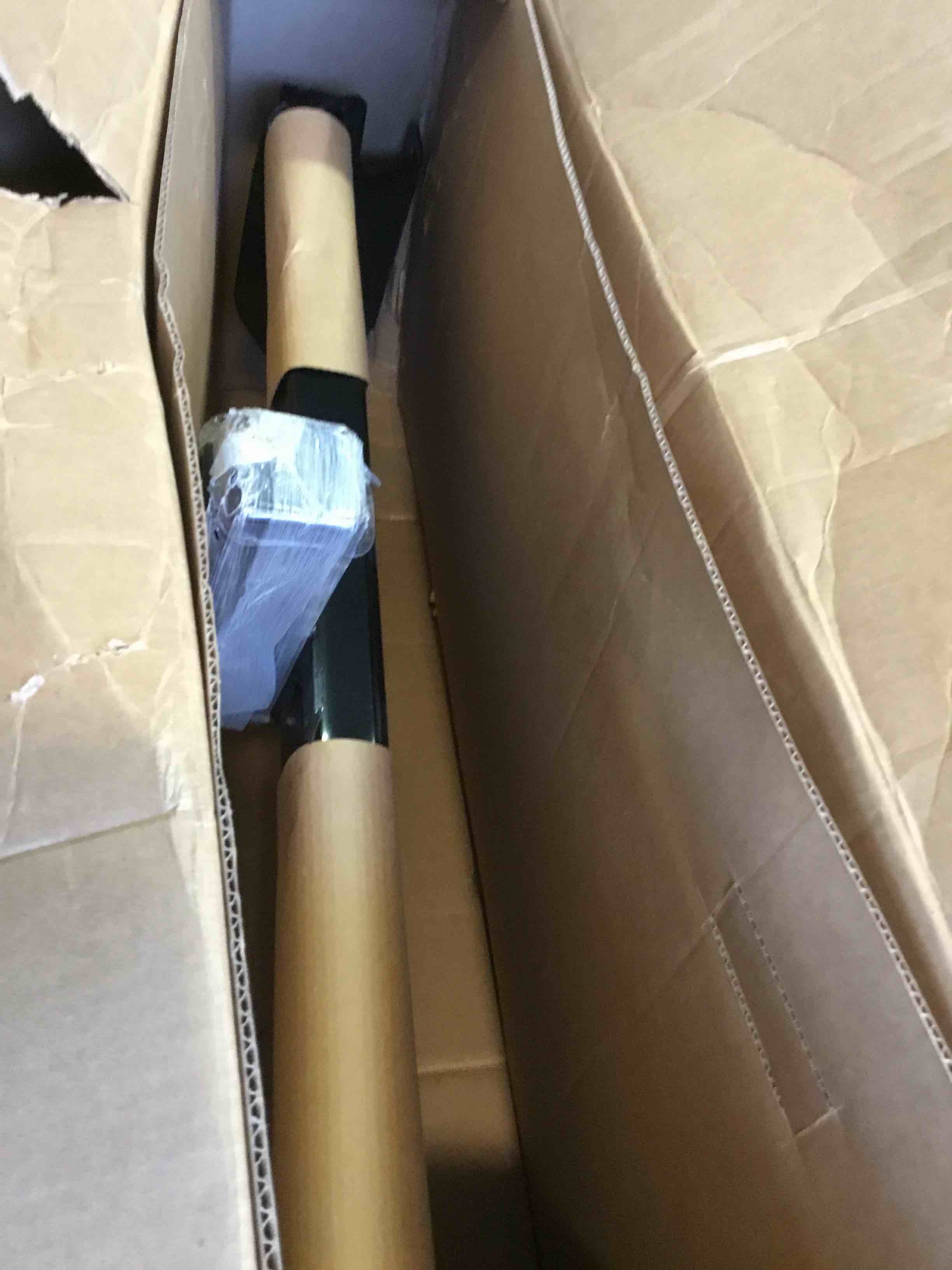 https://s3.amazonaws.com/lotting-images-prod/bidfta/RED5020823_1695401878695.jpeg