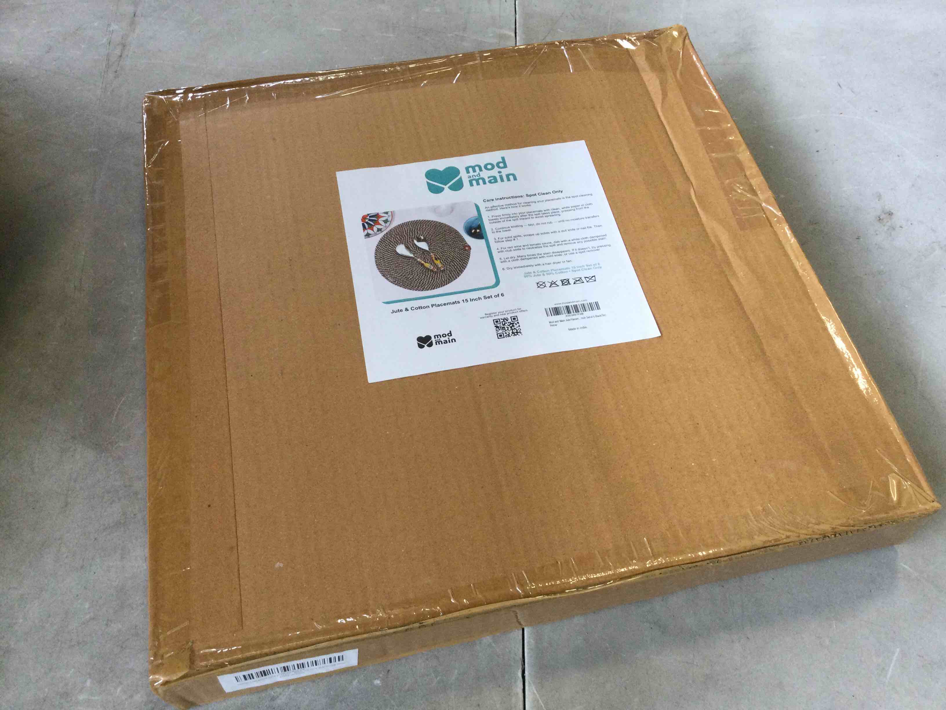 https://s3.amazonaws.com/lotting-images-prod/bidfta/RED5022001_1695930463246.jpeg