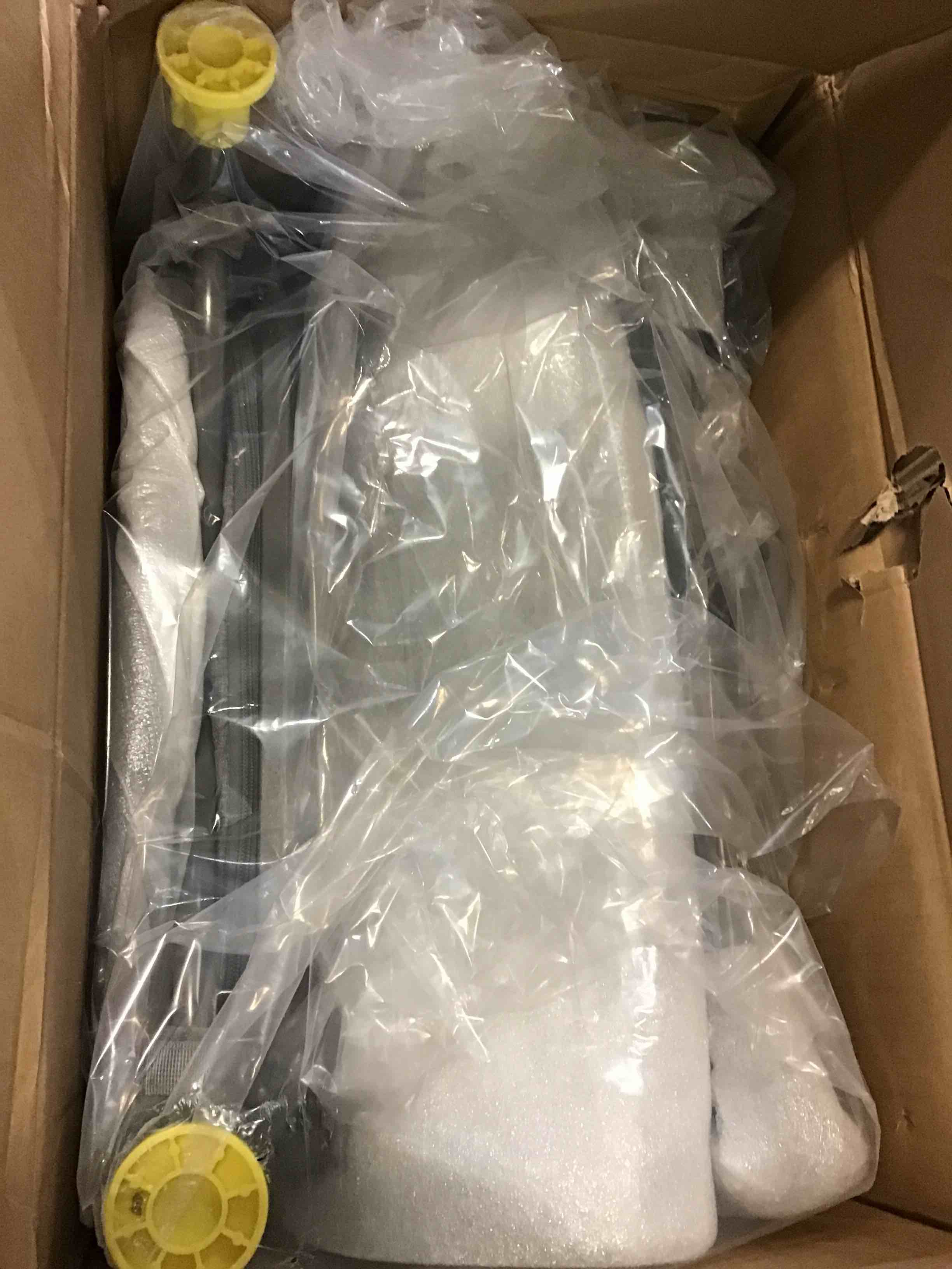 https://s3.amazonaws.com/lotting-images-prod/bidfta/RED5033630_1686327064158.jpeg