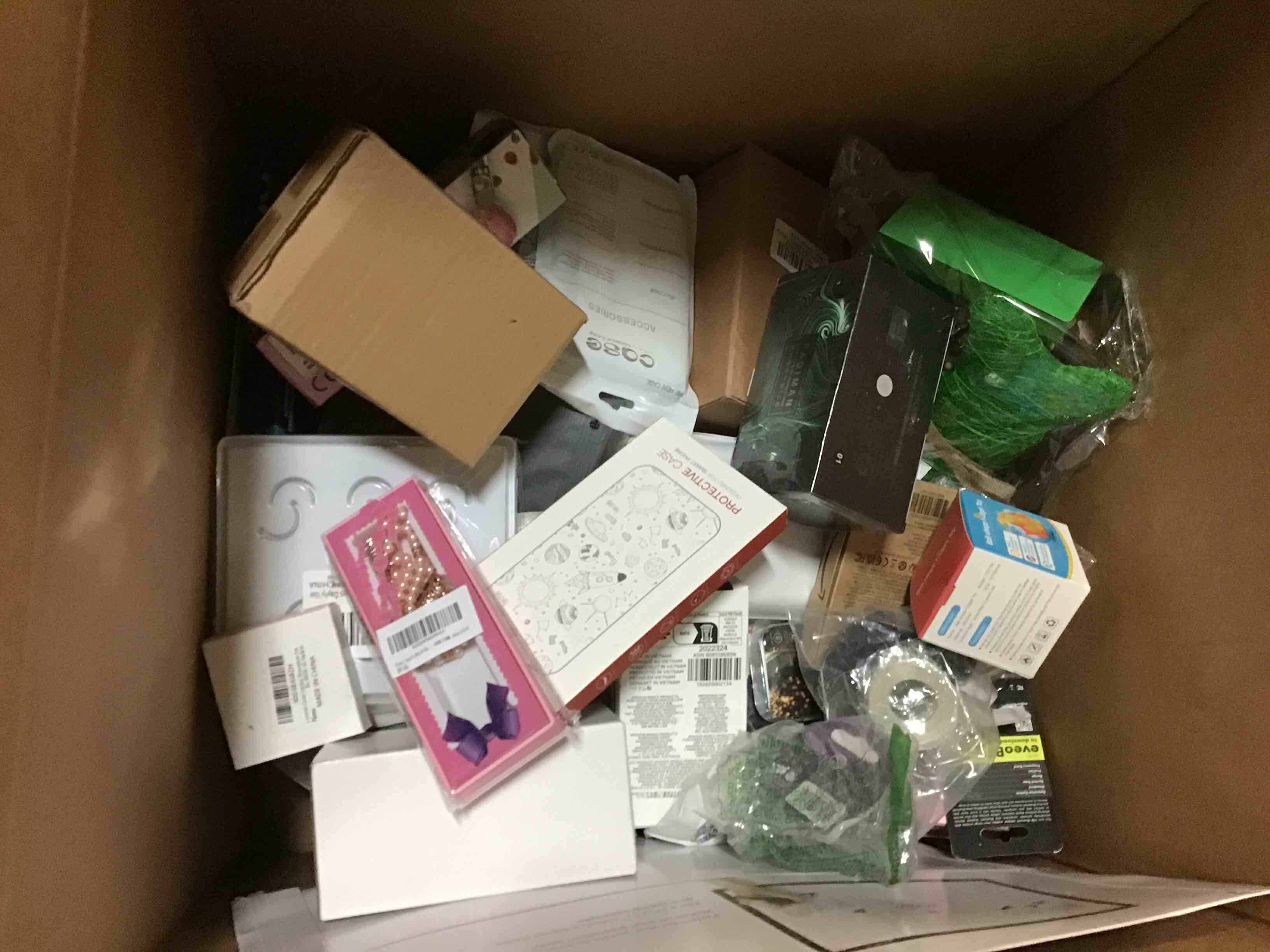https://s3.amazonaws.com/lotting-images-prod/bidfta/RED5034202_1687185957713.jpeg