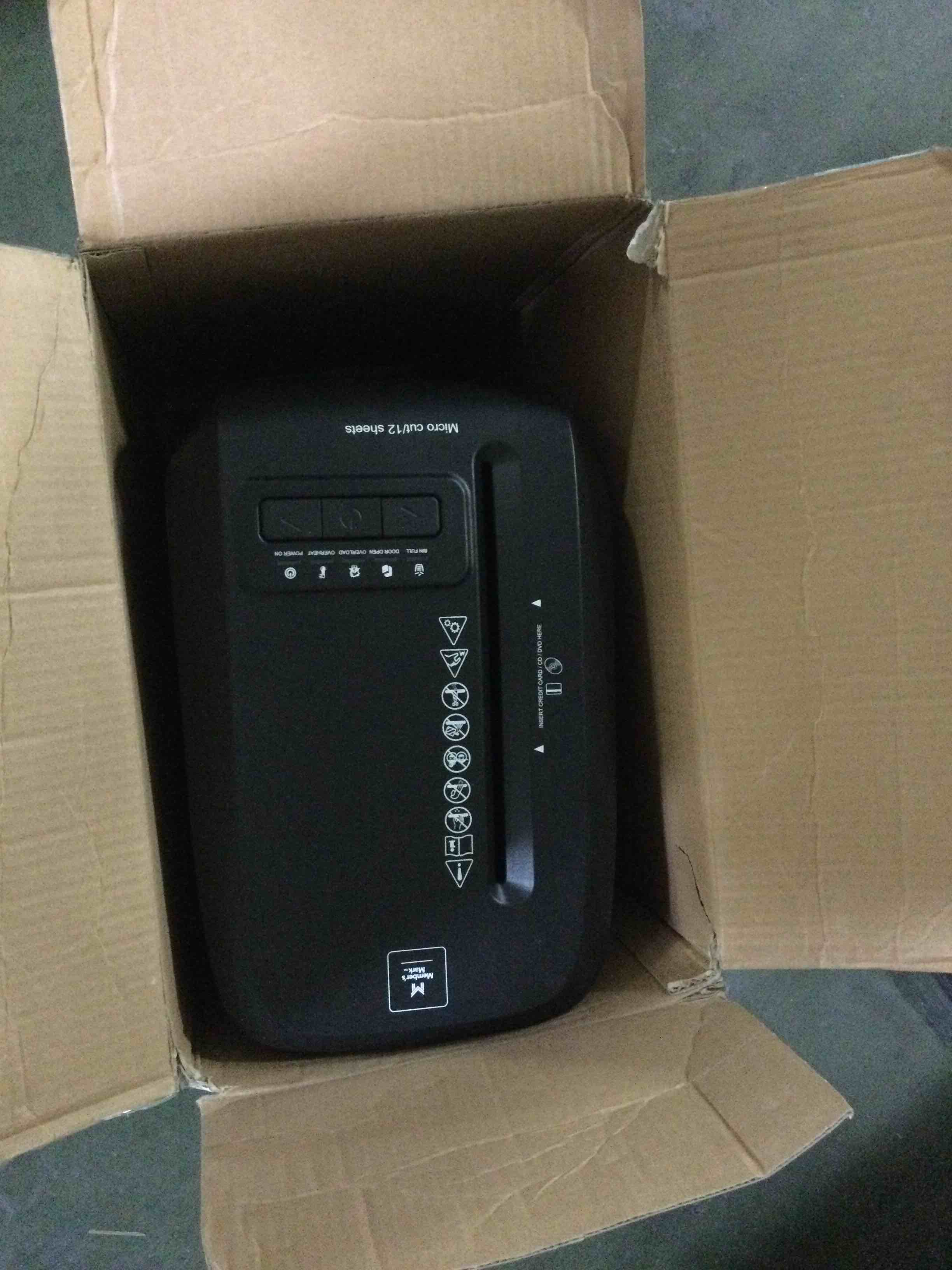 https://s3.amazonaws.com/lotting-images-prod/bidfta/RED5034712_1686230830507.jpeg